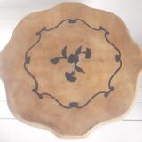 Turntable pedestal table