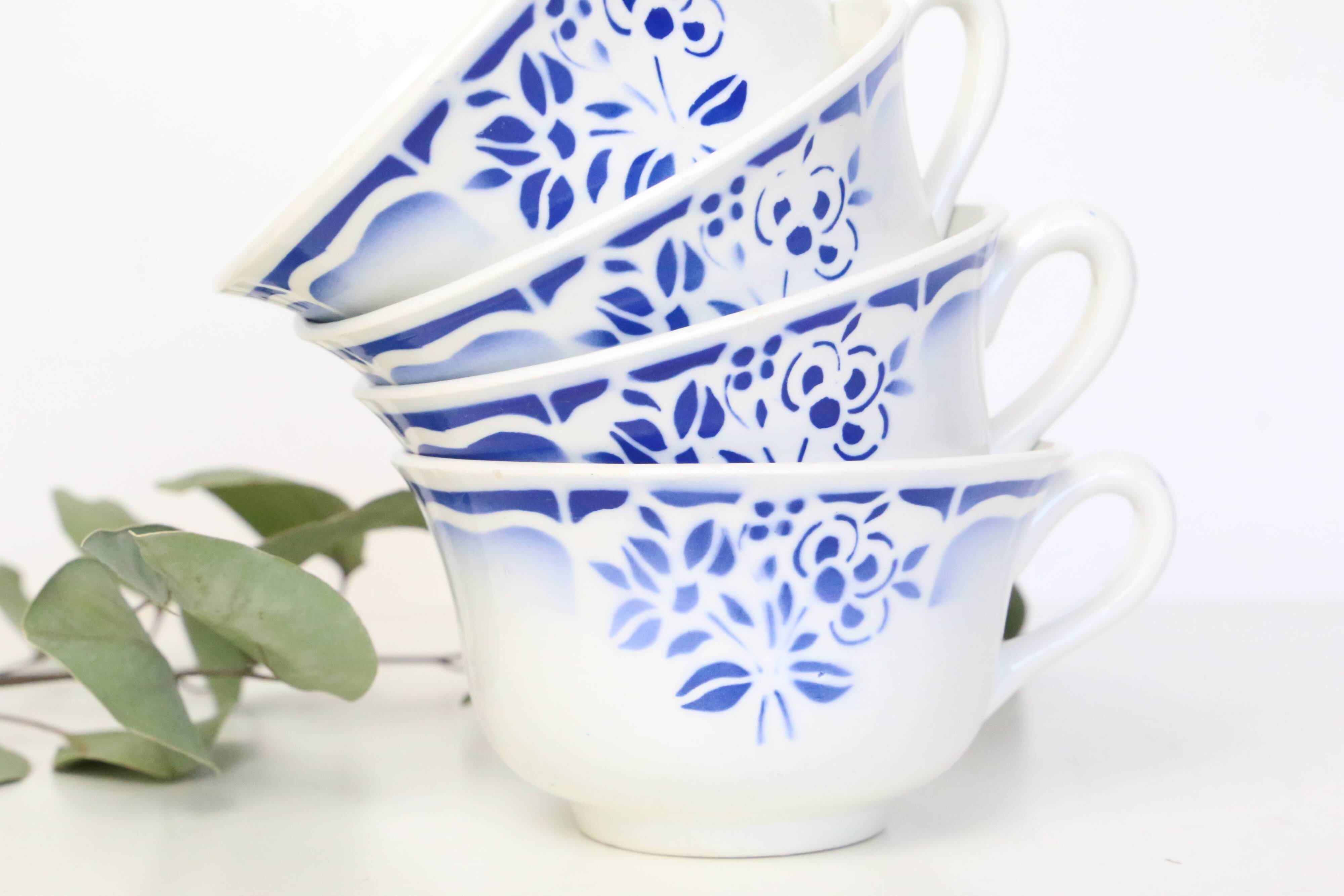 Set of 4 Céranord cups, vintage, French