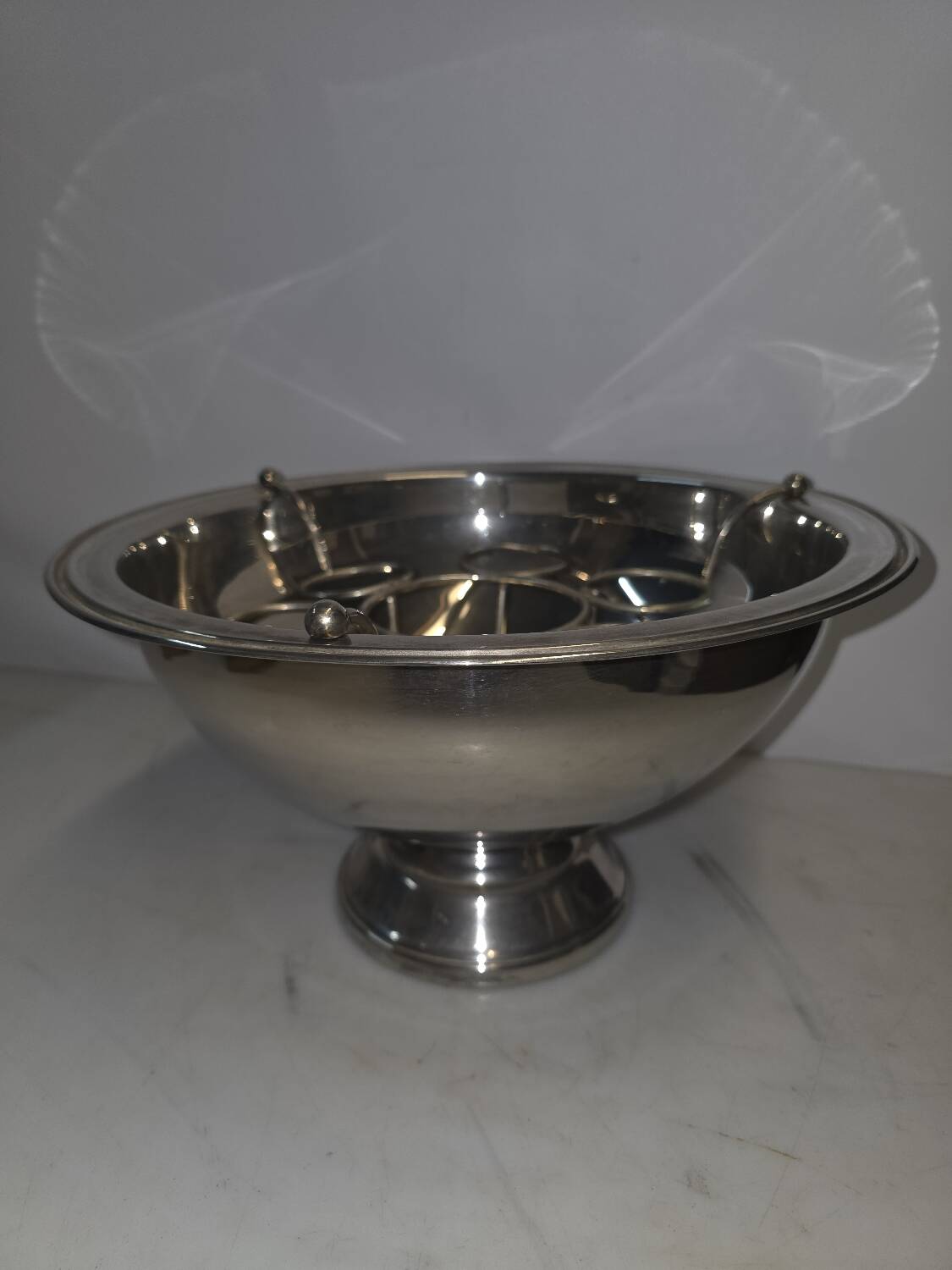 Silver-plated metal champagne bucket, cooler