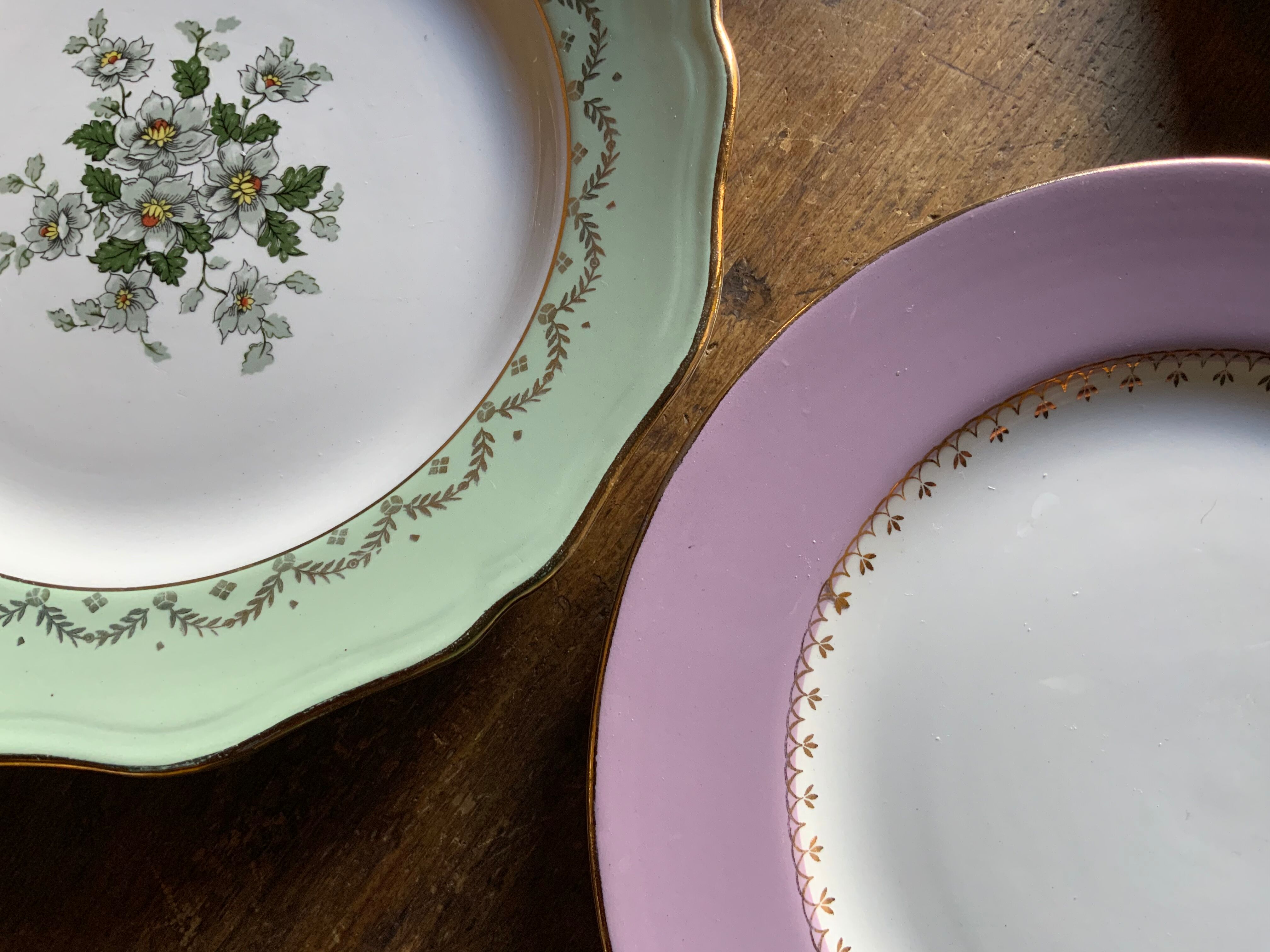 6 vintage flat plates