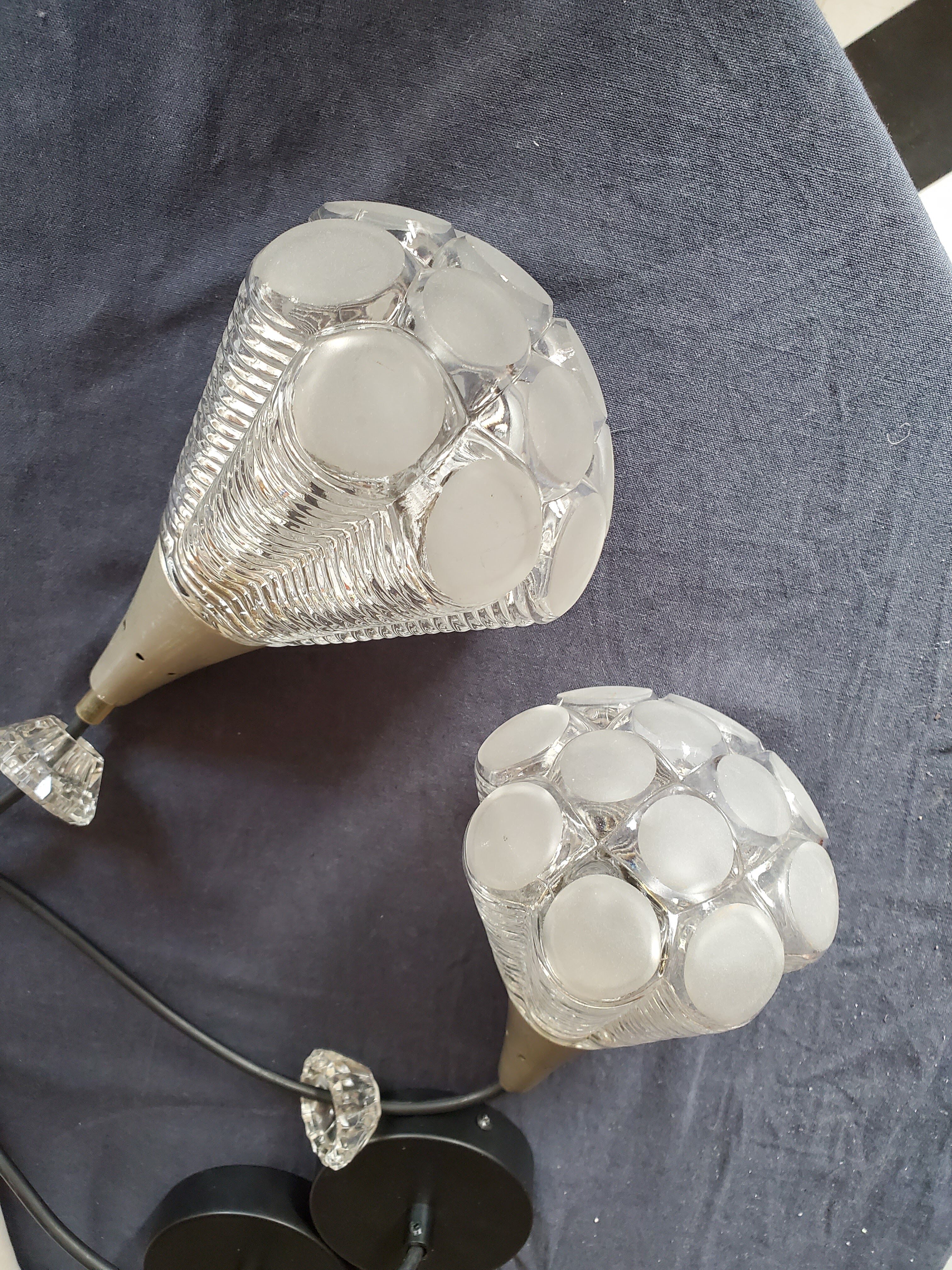 Bubble glass suspensions