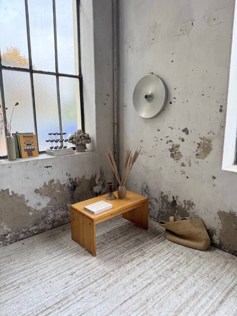 Coffee table in Perriand style, Les Arcs 1800.