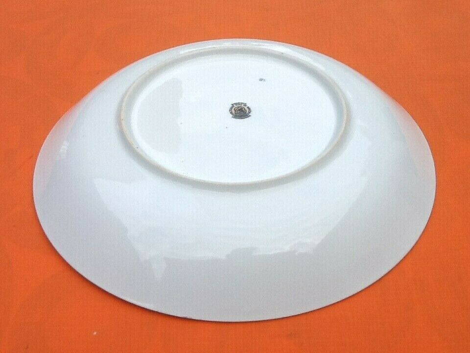 Round and hollow serving dish Fine Bohemian porcelain Carlsbad Floral décor