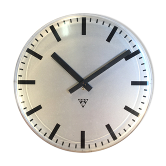 Horloge de Pragotron années 1980