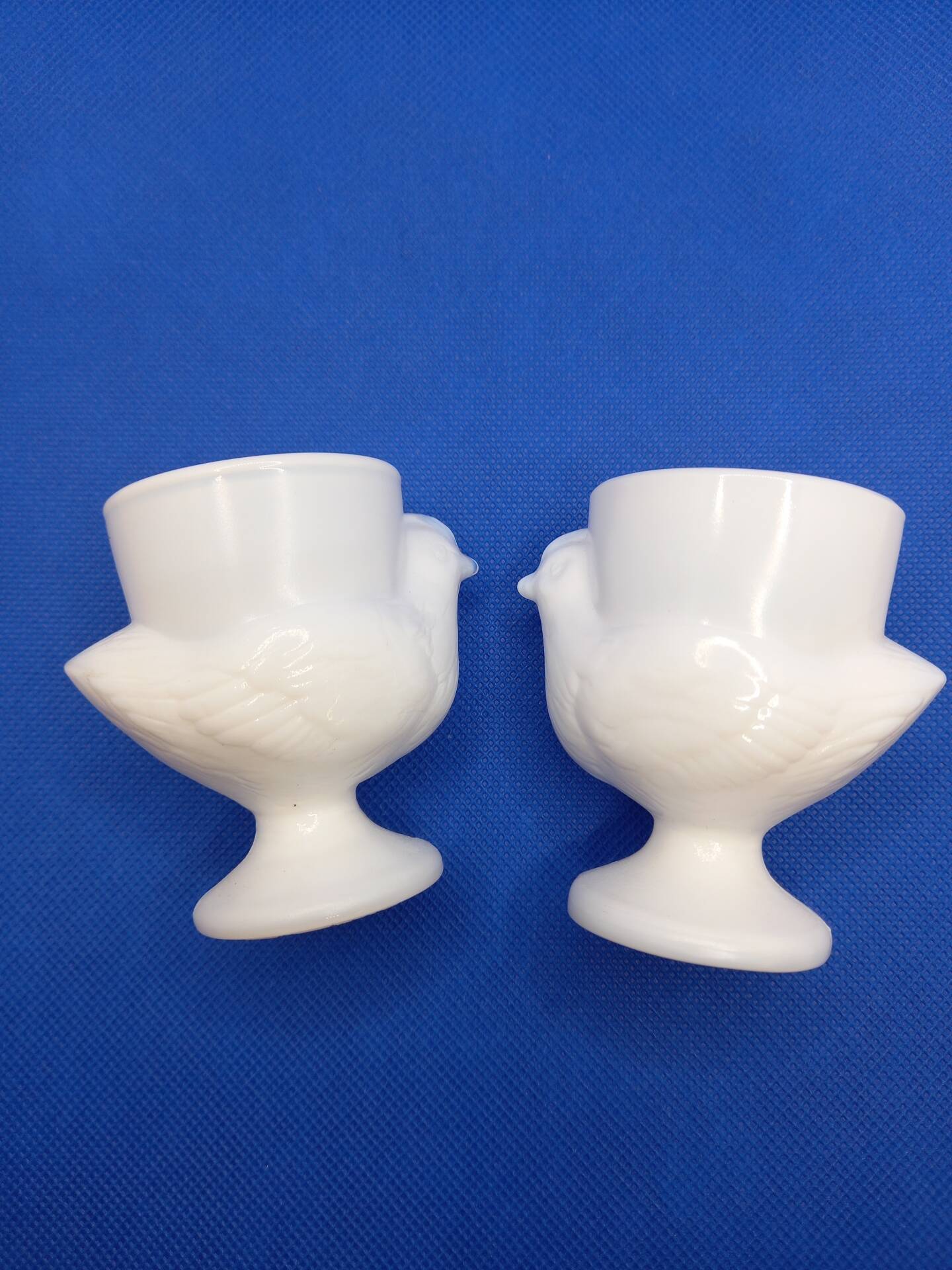 Opaline egg cups