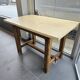 Petite table de ferme plateau granite