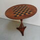 Table d’échecs antique