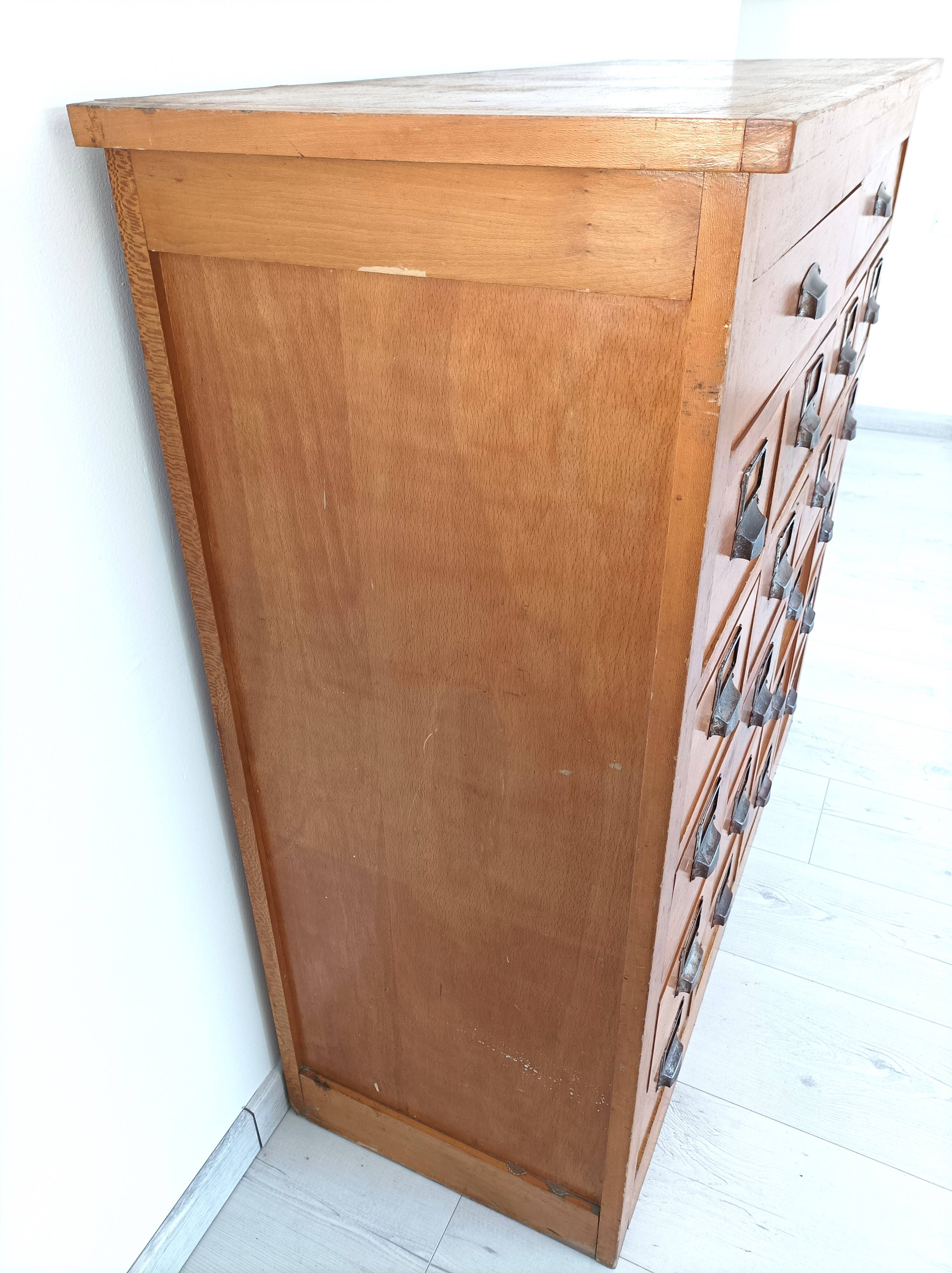 Meuble de métier art déco