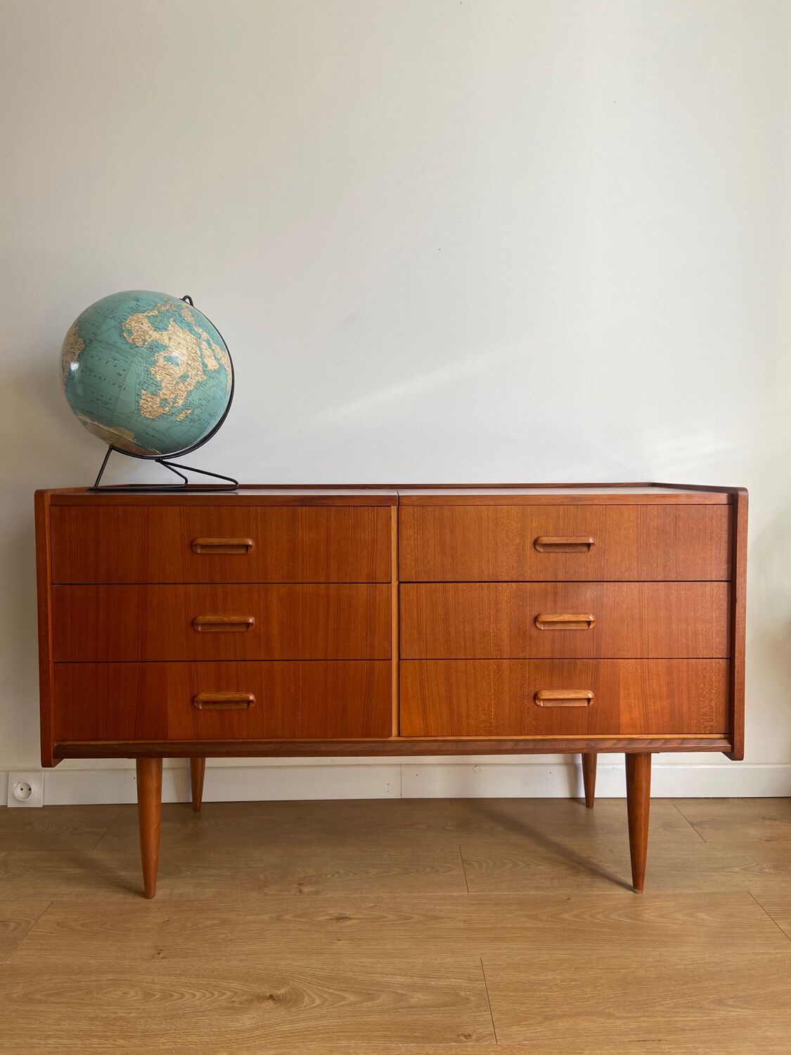 Vintage hairdresser 60s