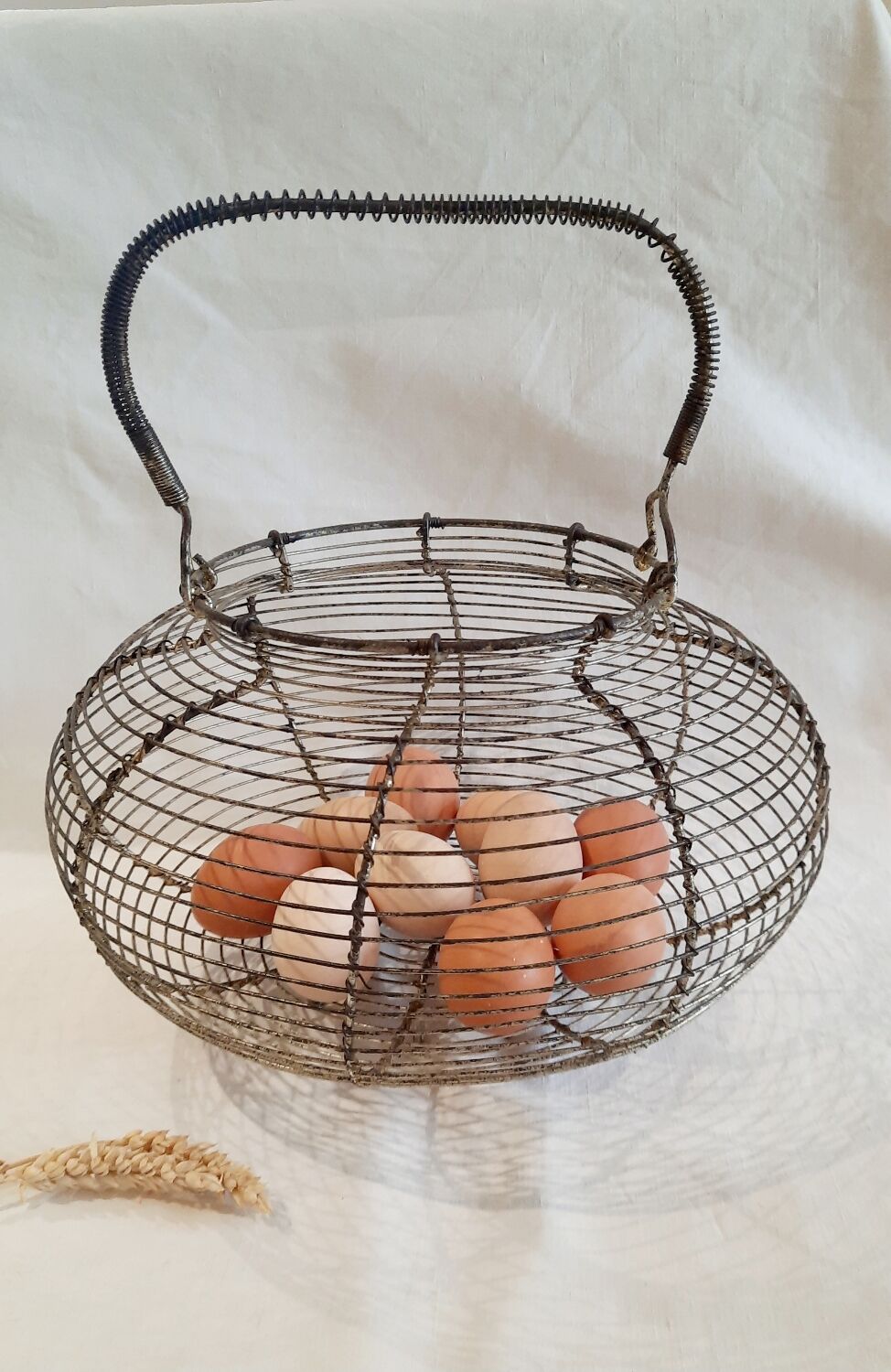 Vintage salad basket