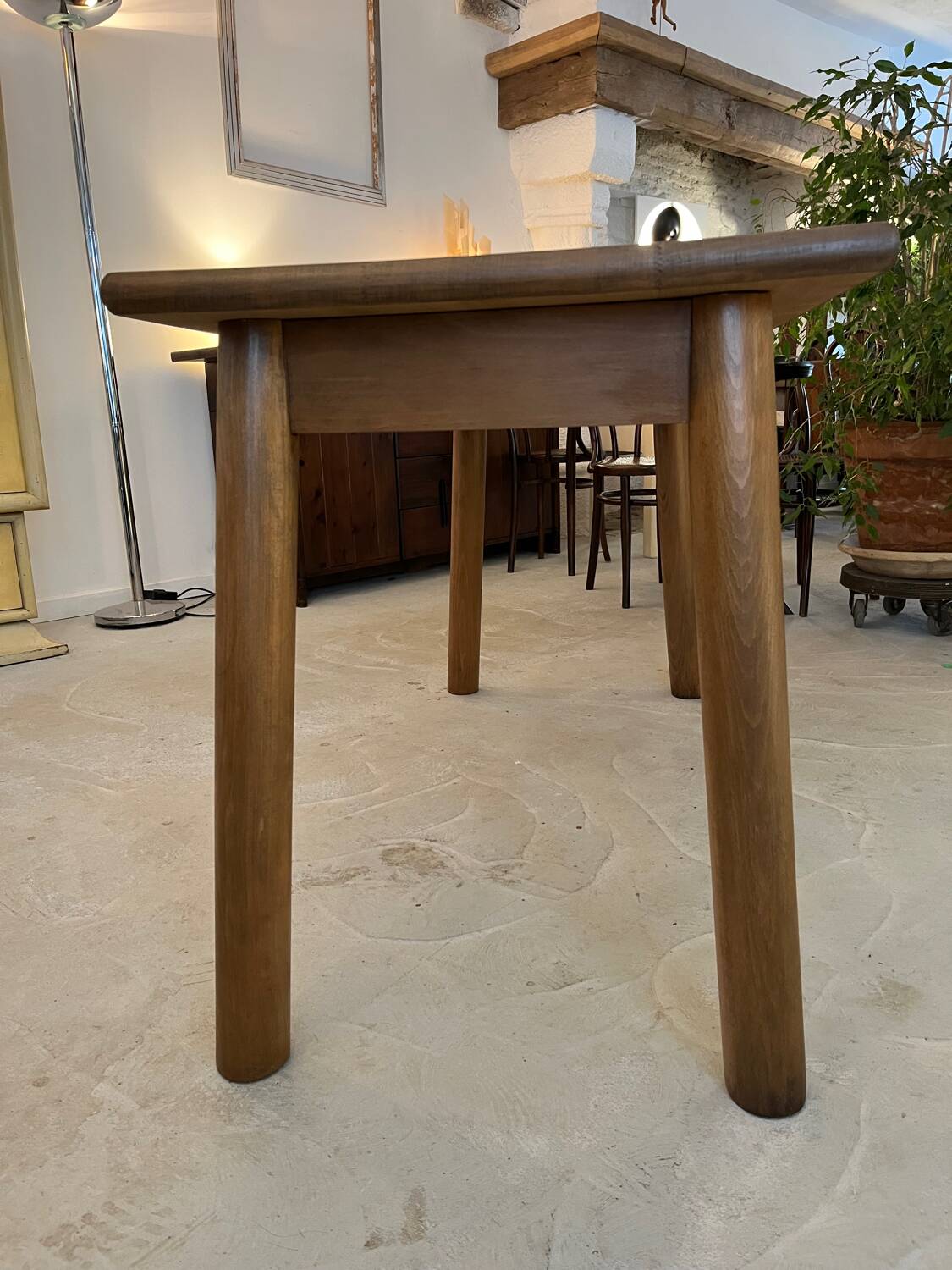 Table à manger en hêtre