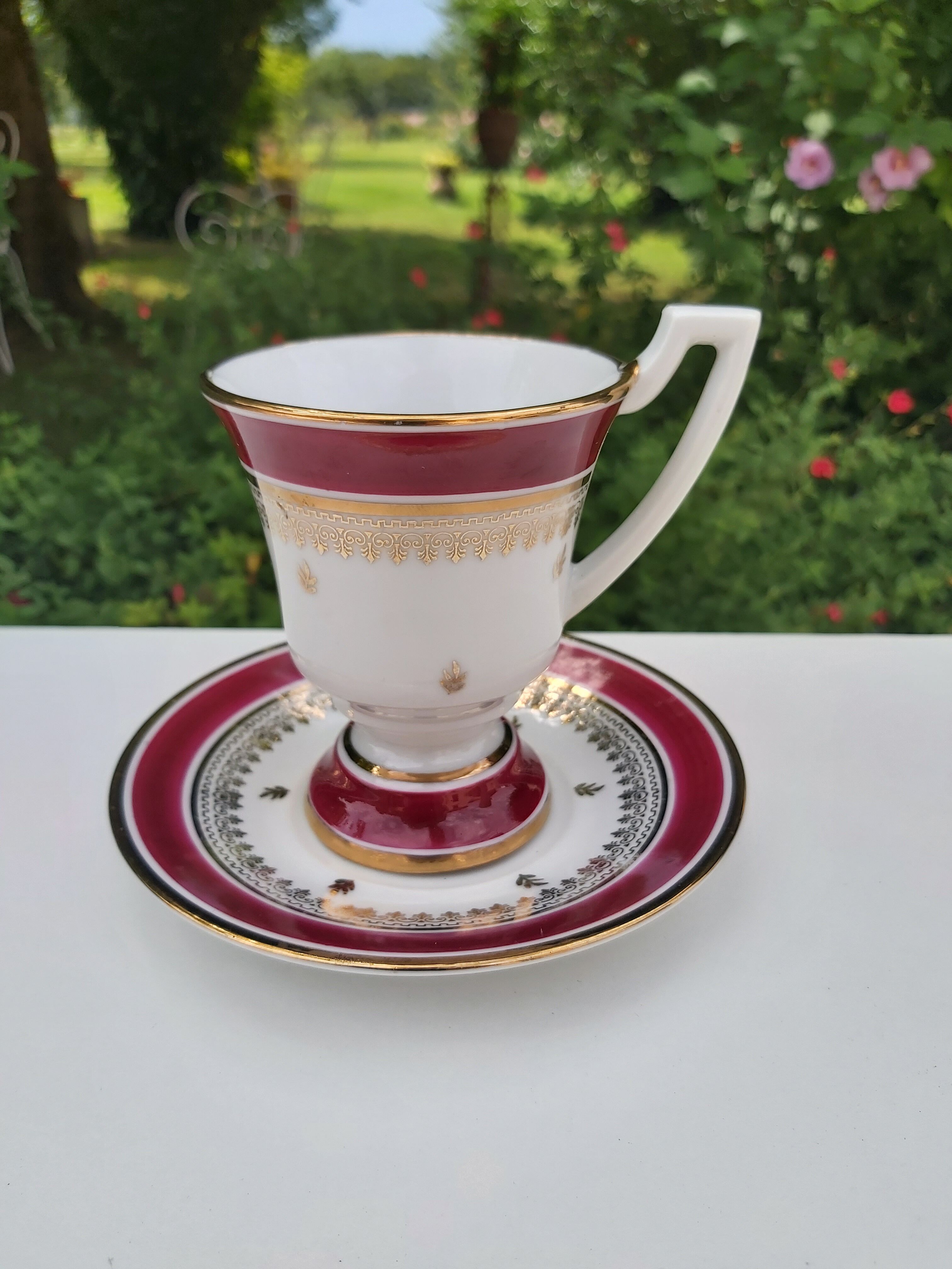 Luxury porcelain cup