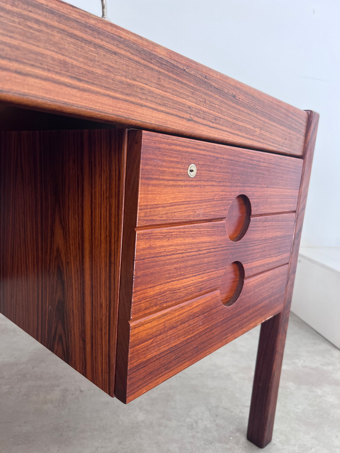 Old Danish Scandinavian desk in rosewood veneer designed by Christian Linneberg