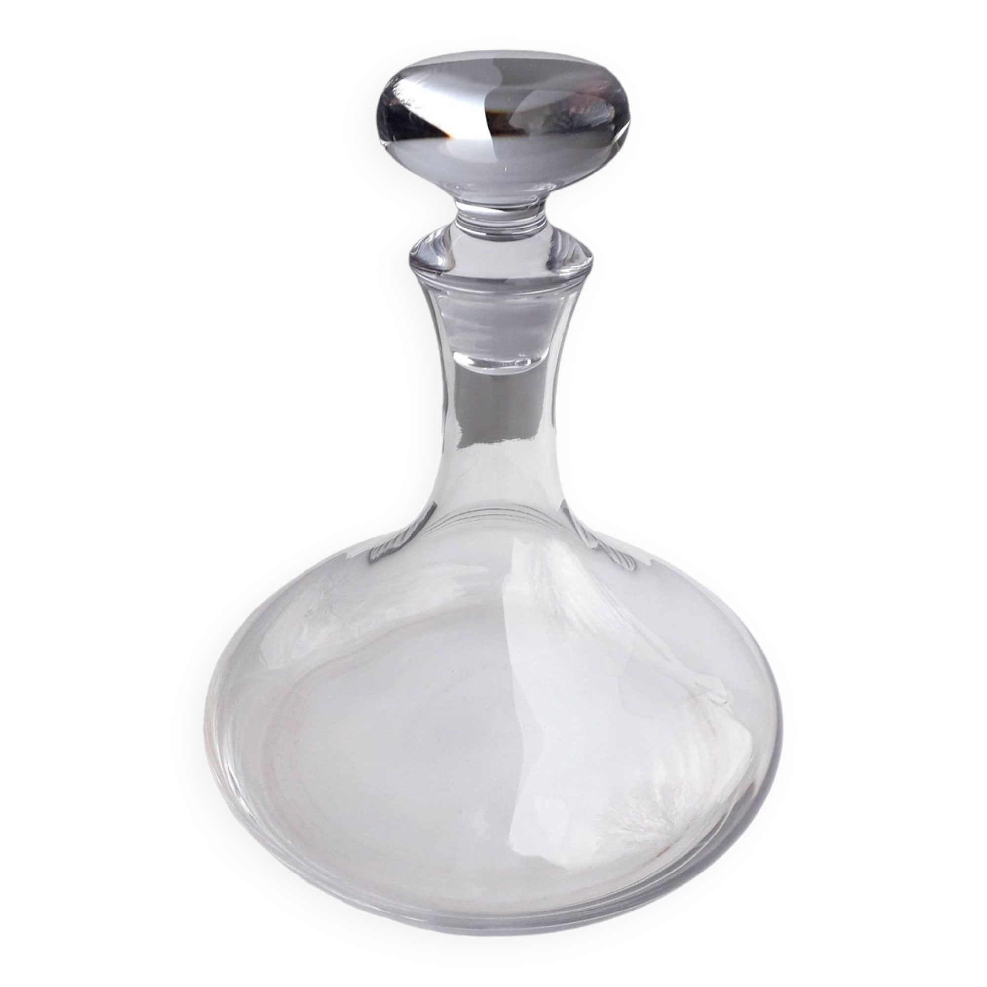 Glass decanter with stopper