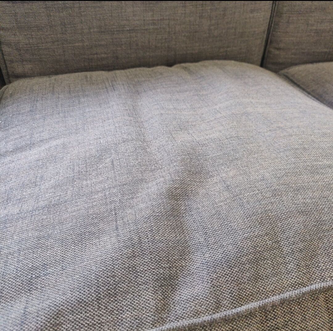 LC2 3-seater sofa by Le Corbusier, Cassina edition