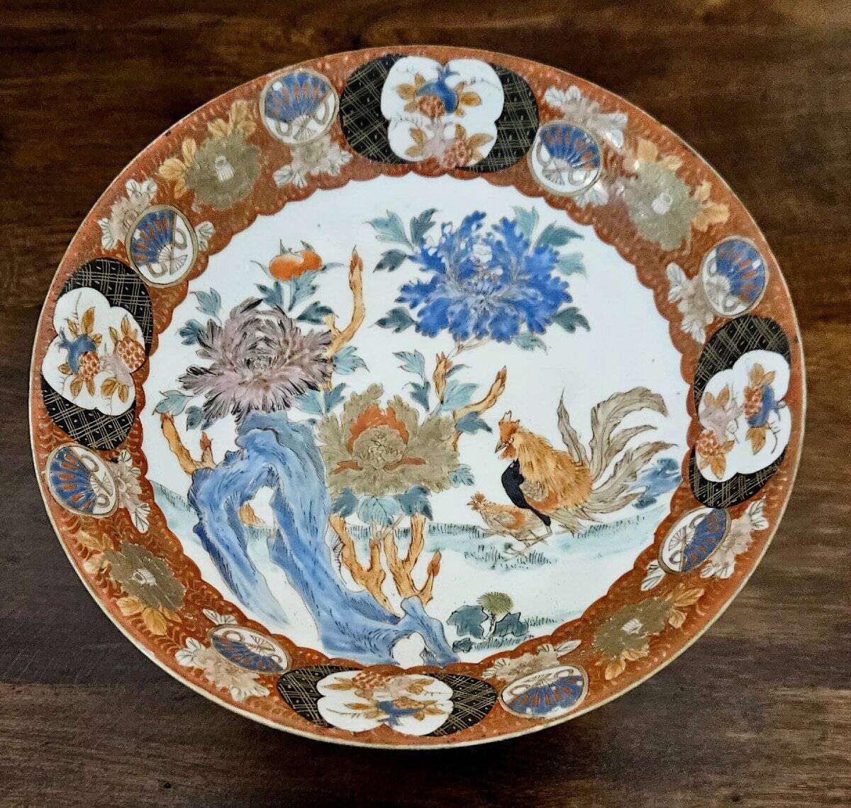 Cup on pedestal in porcelain – Imari decoration, Japan late 19th century