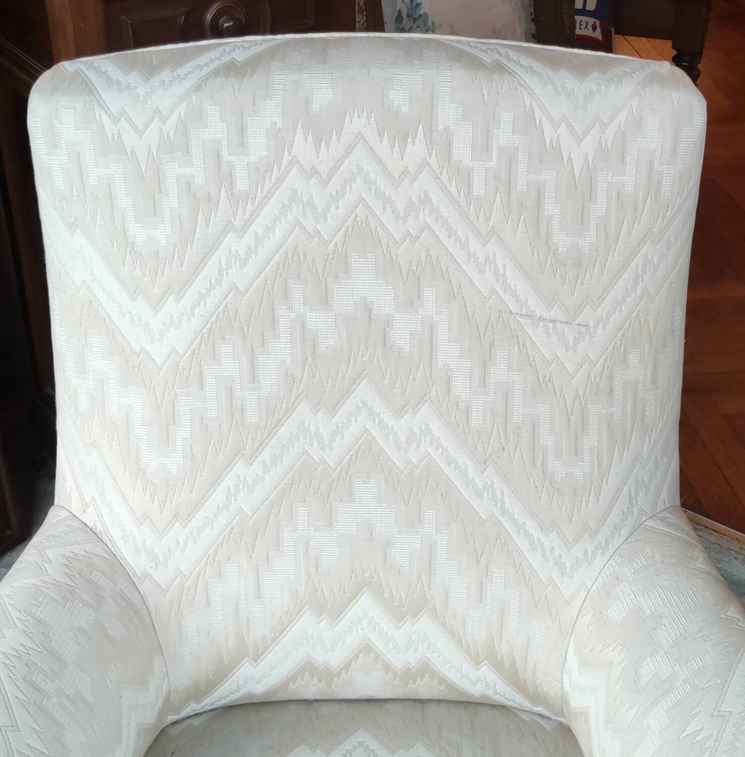 Old shepherdess toad armchair