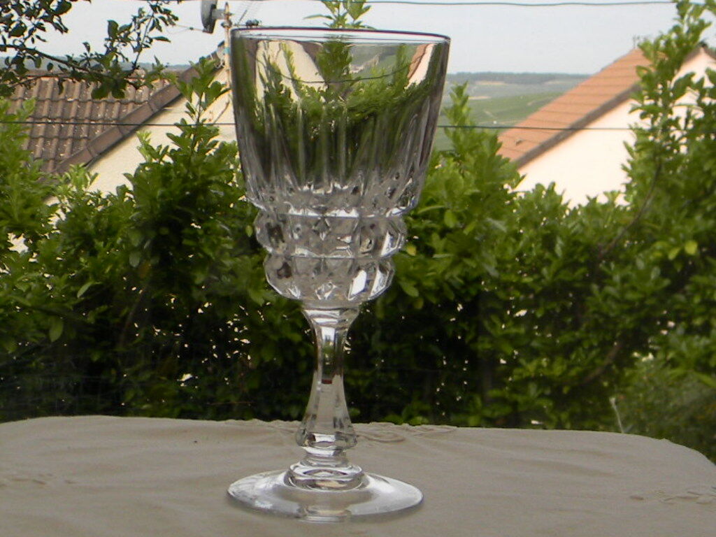 Set of 6 glasses of arques crystal liqueur pompadour model