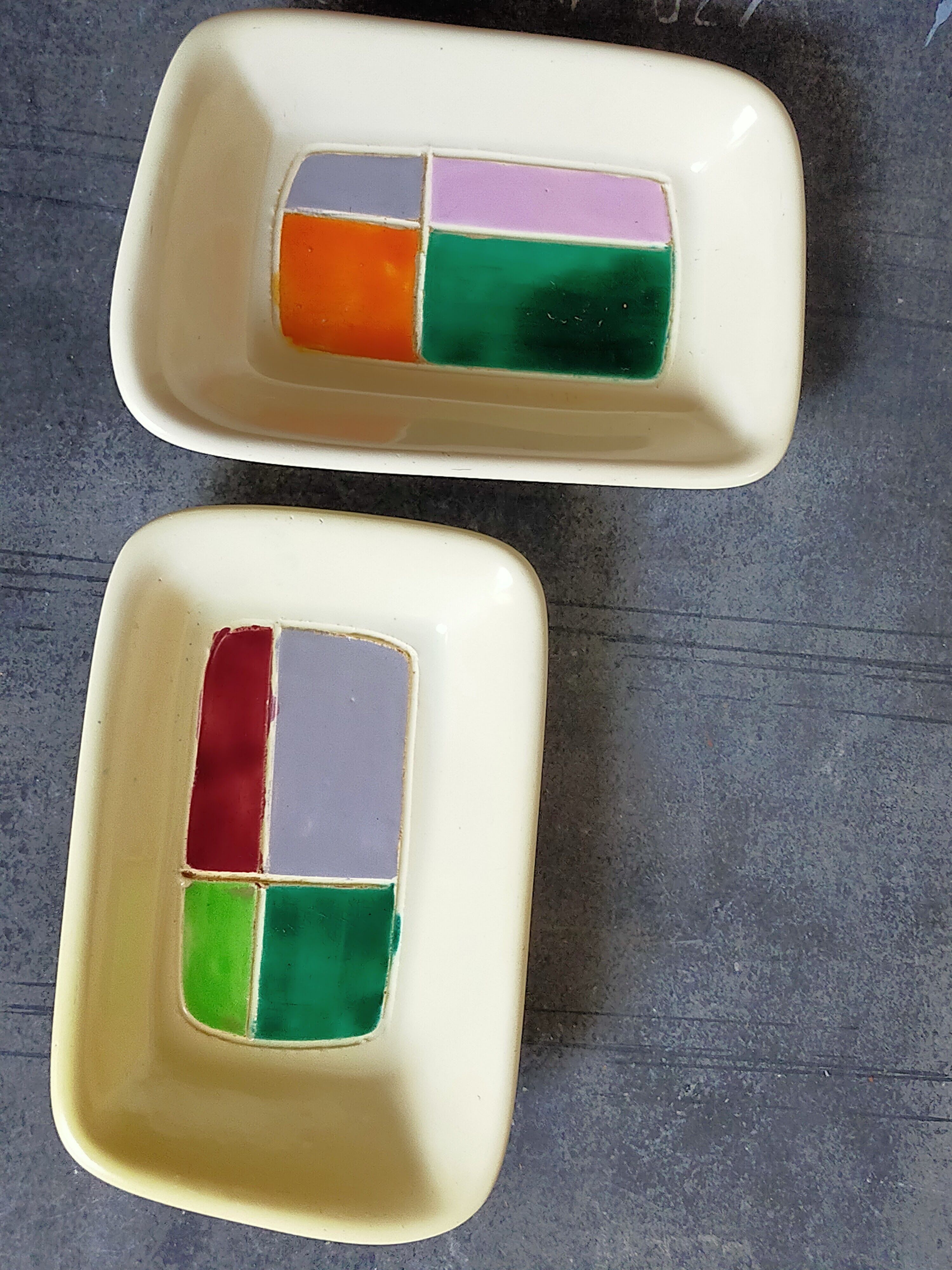 Two ceramic trinket bowls 50