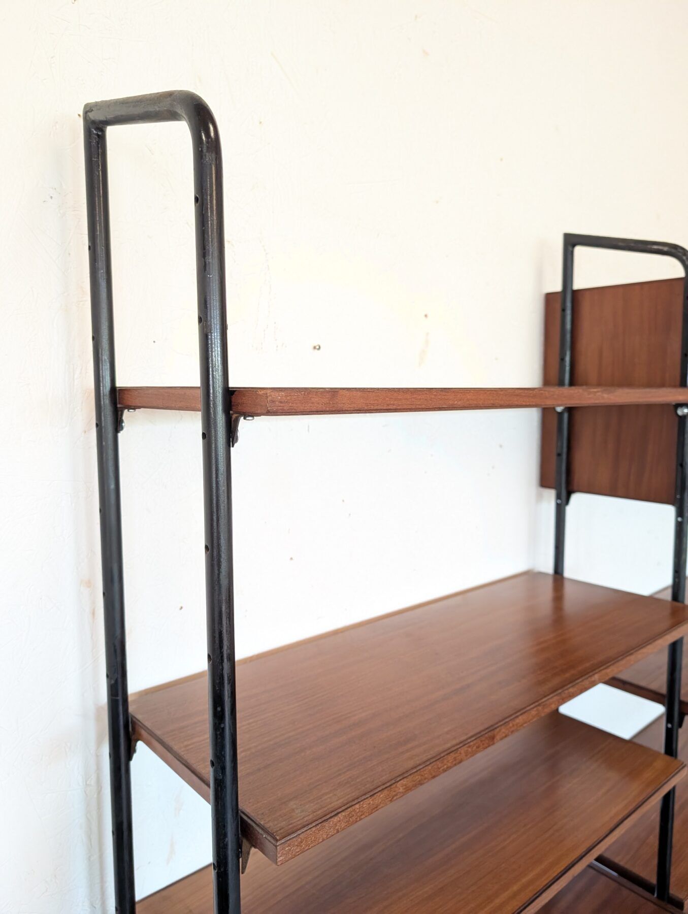 Free-standing teak bookshelf, Italy, 1960s