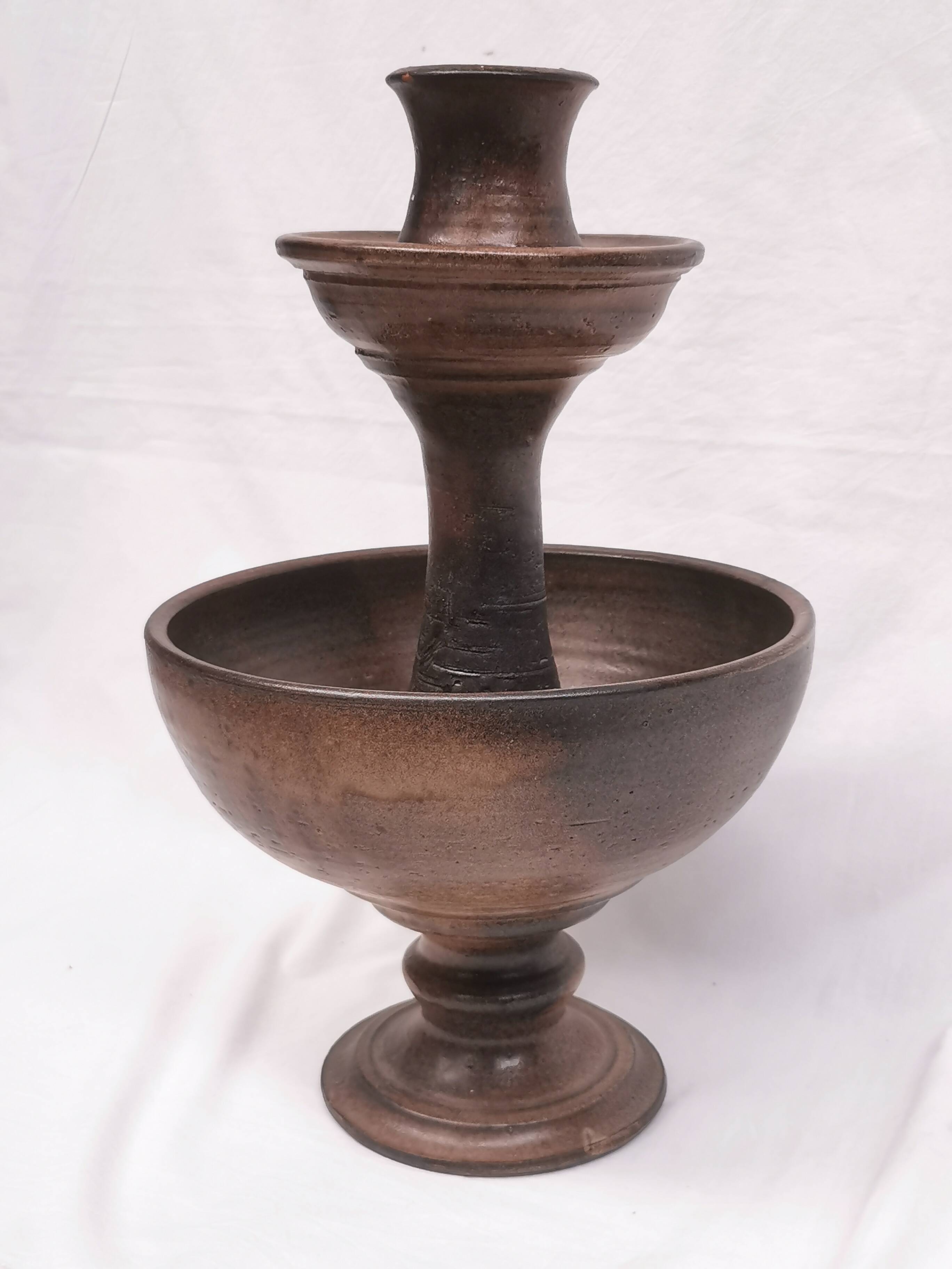 Grand bougeoir / fontaine , céramique signée jean marais