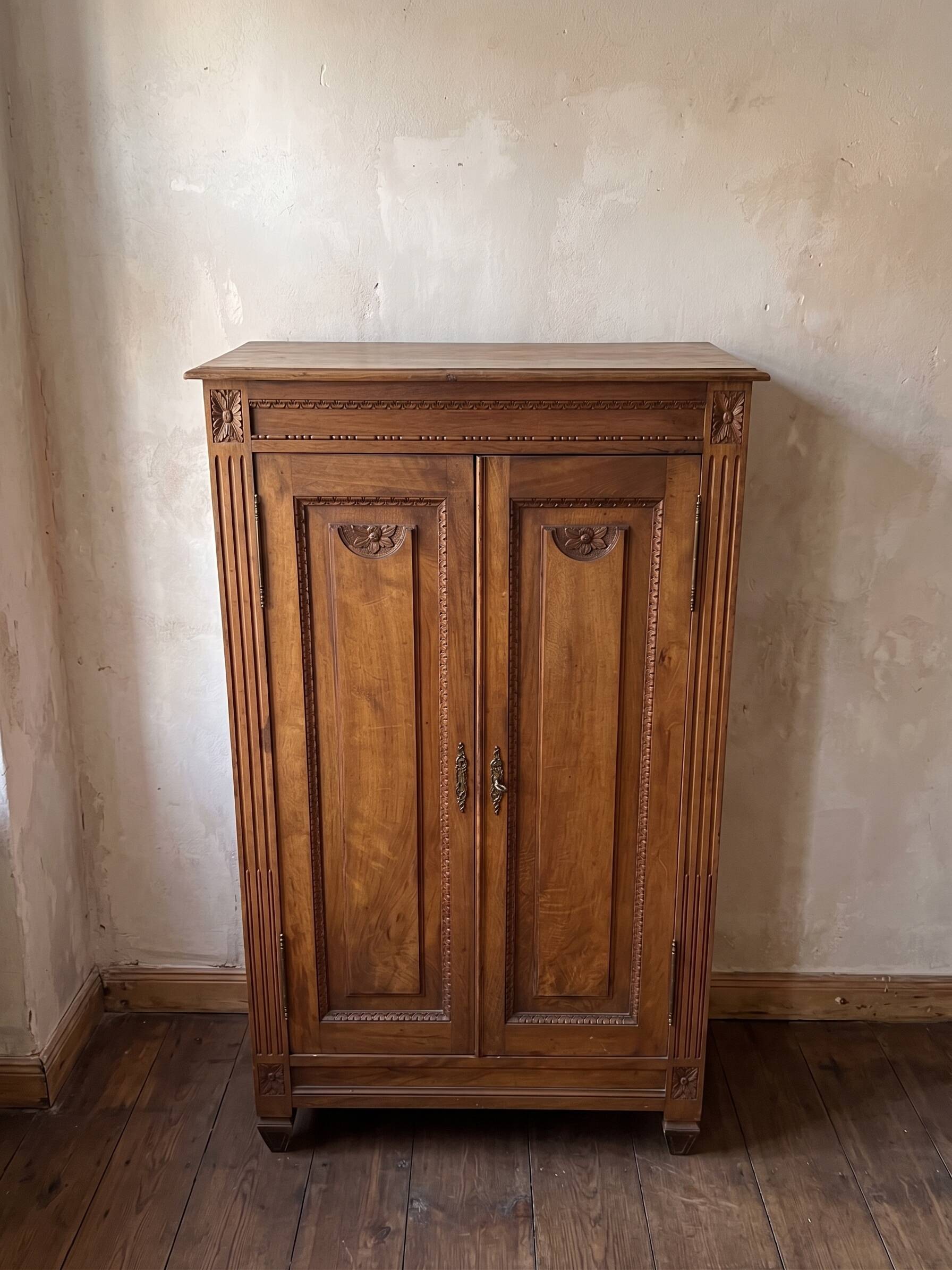 Occasional furniture