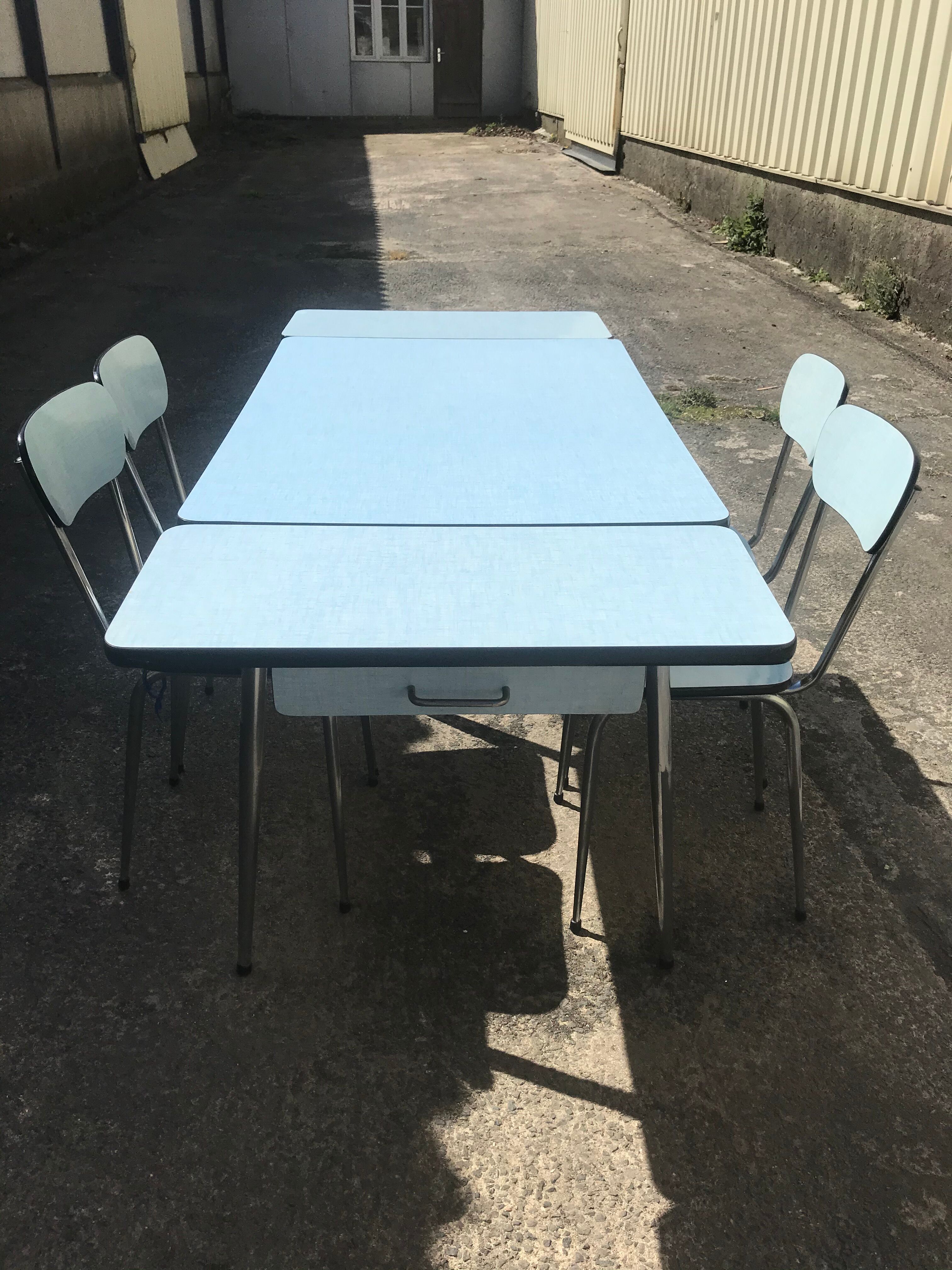 formica table and 4 chairs