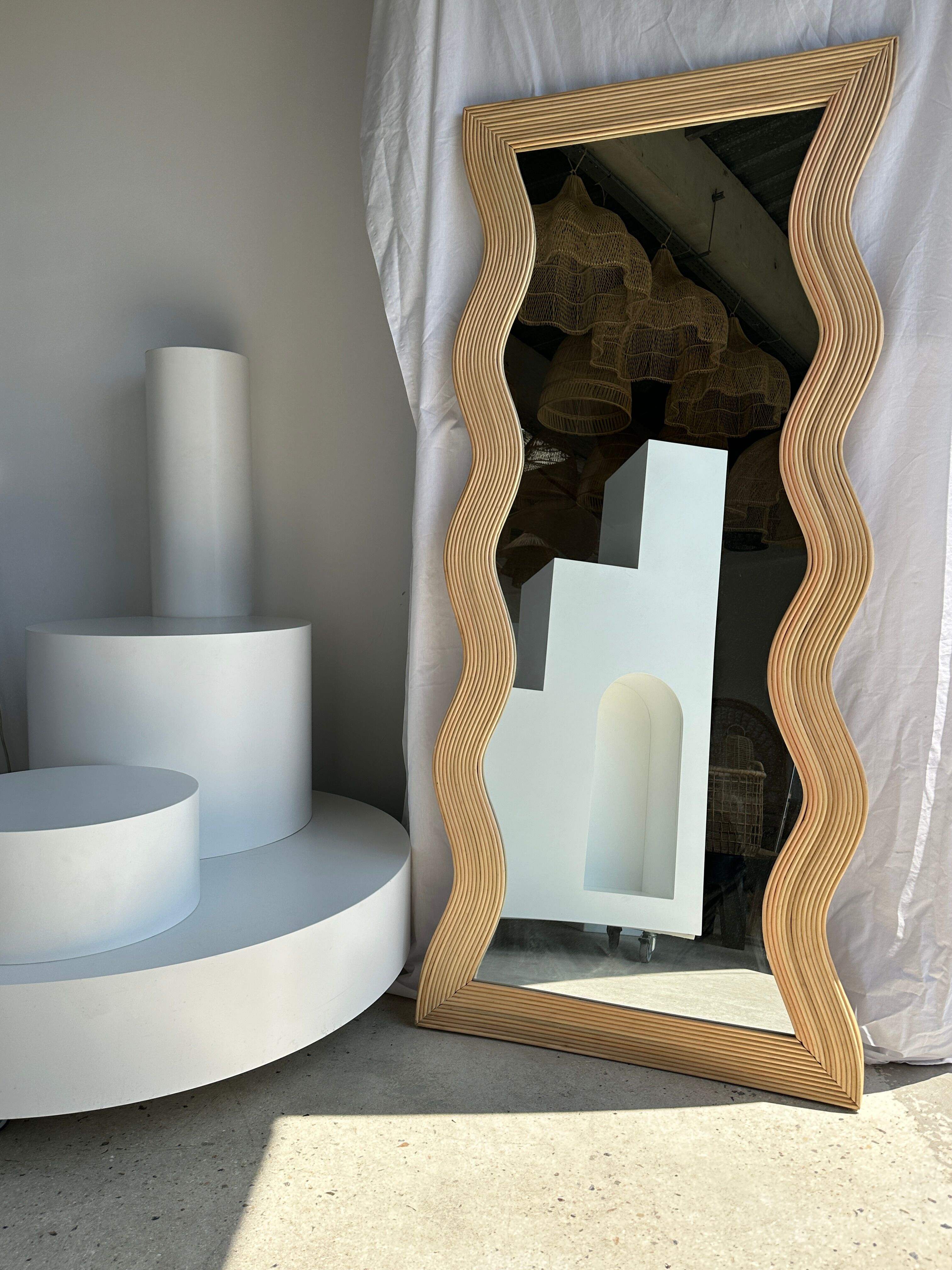 Zigzag rattan foot mirror H:182cm