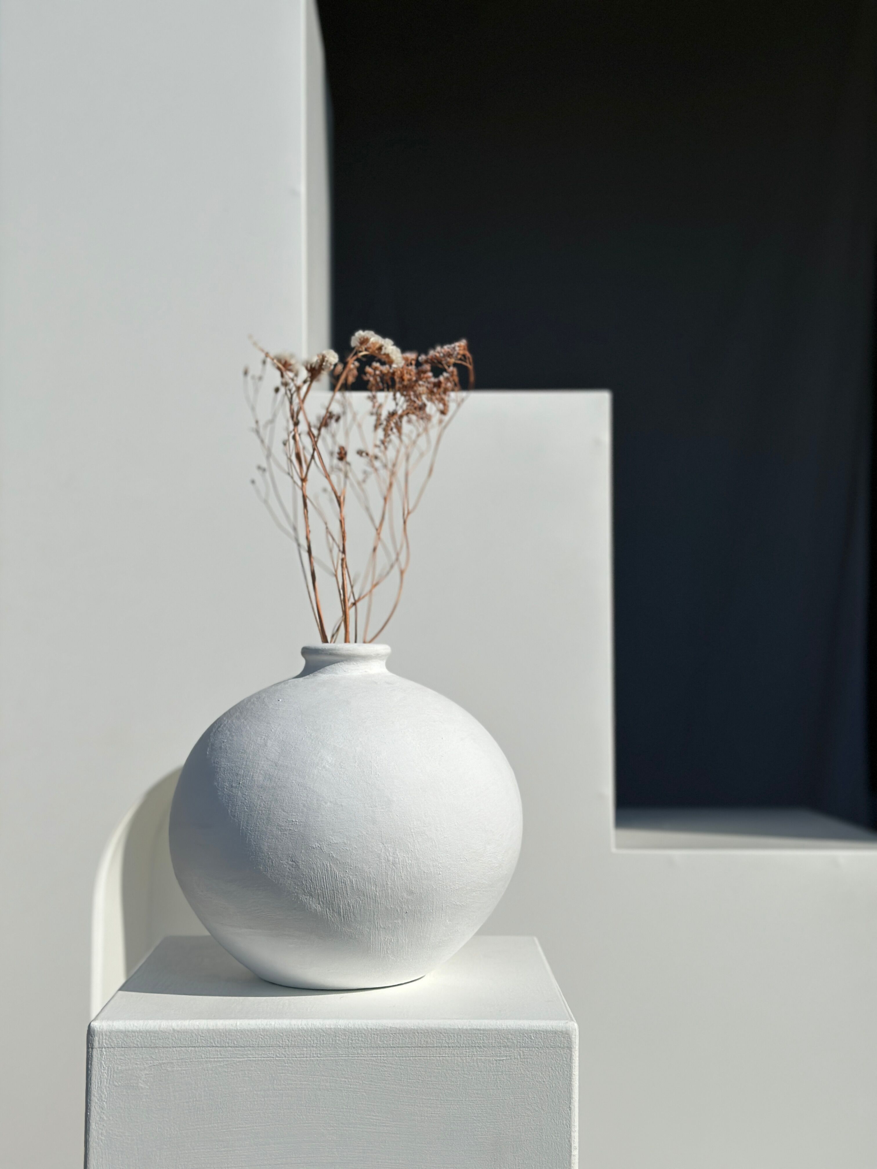 Handcrafted terracotta ball vase painted white H:24 D:26