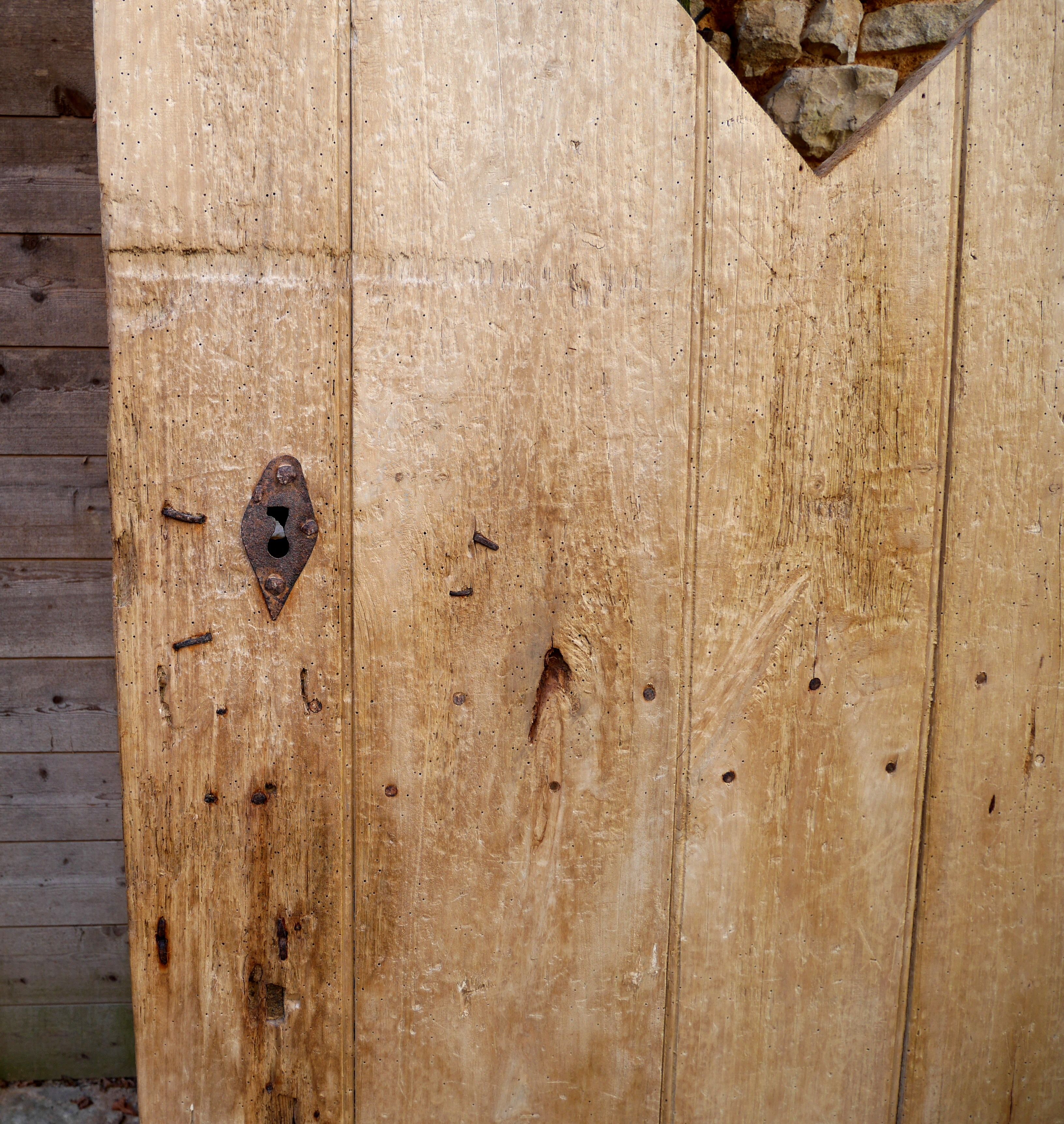 Ancienne porte de ferme cave  bois orme