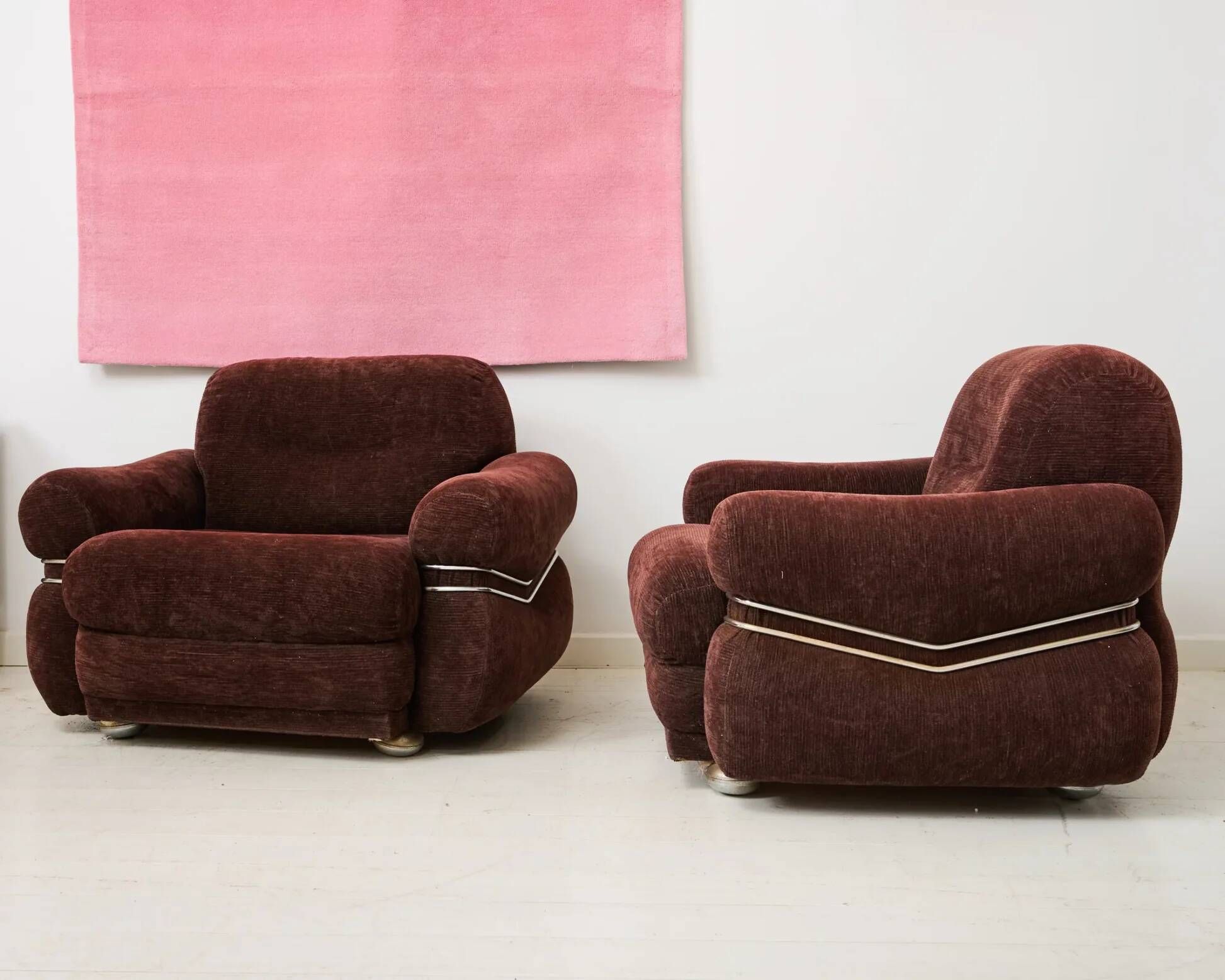 Brown velvet armchair, in the style of Adriano Piazzesi, Italy, 1980s.