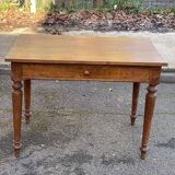 Louis Philippe desk in solid oak from the 19th century.