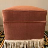 Duo of old pink poufs with fringes
