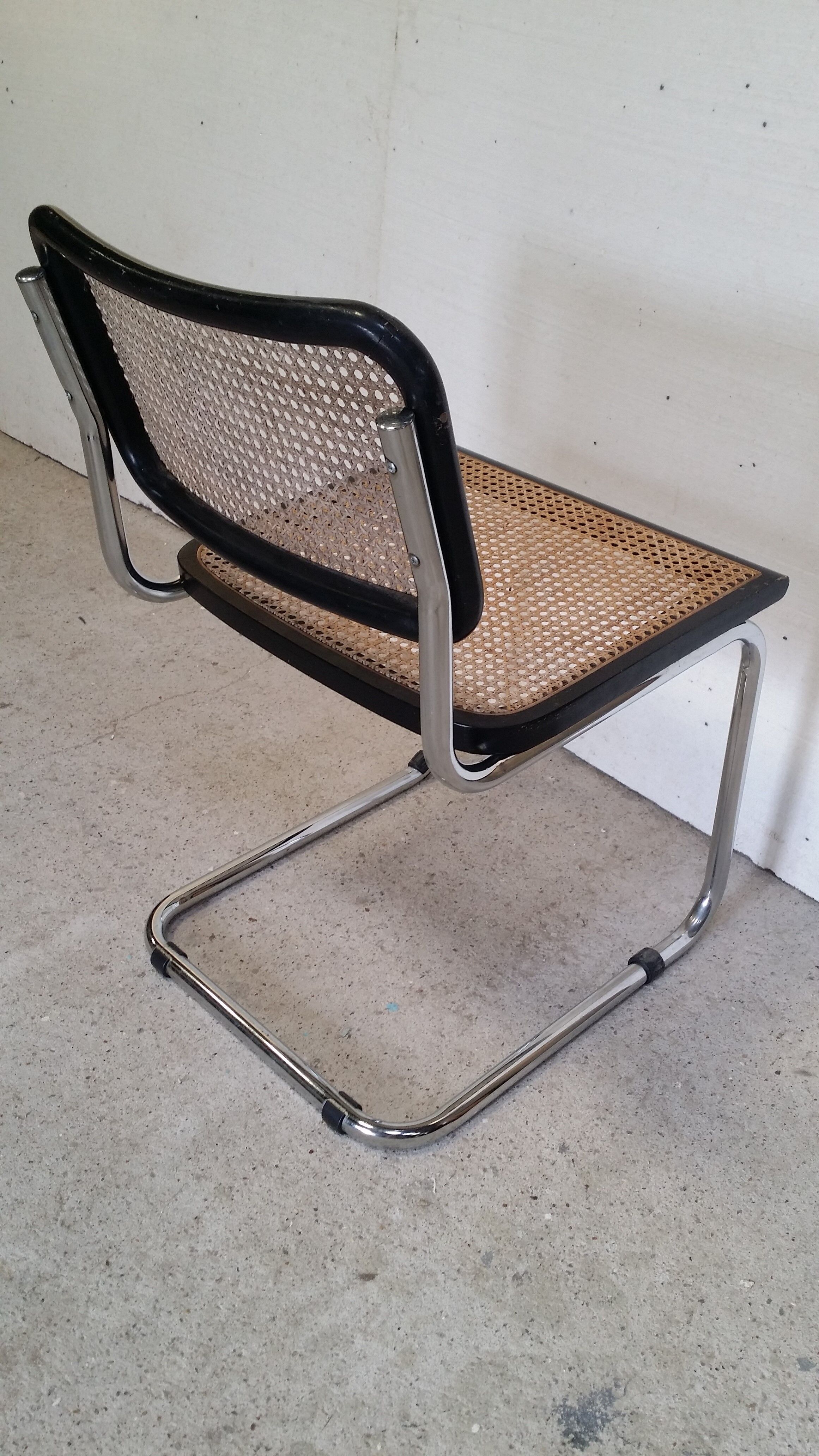 B32 chair by Marcel Breuer