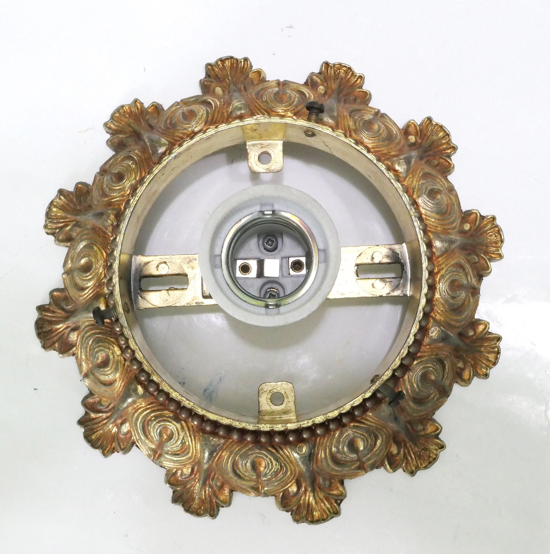 Ceiling lamp in brass and glass antique style