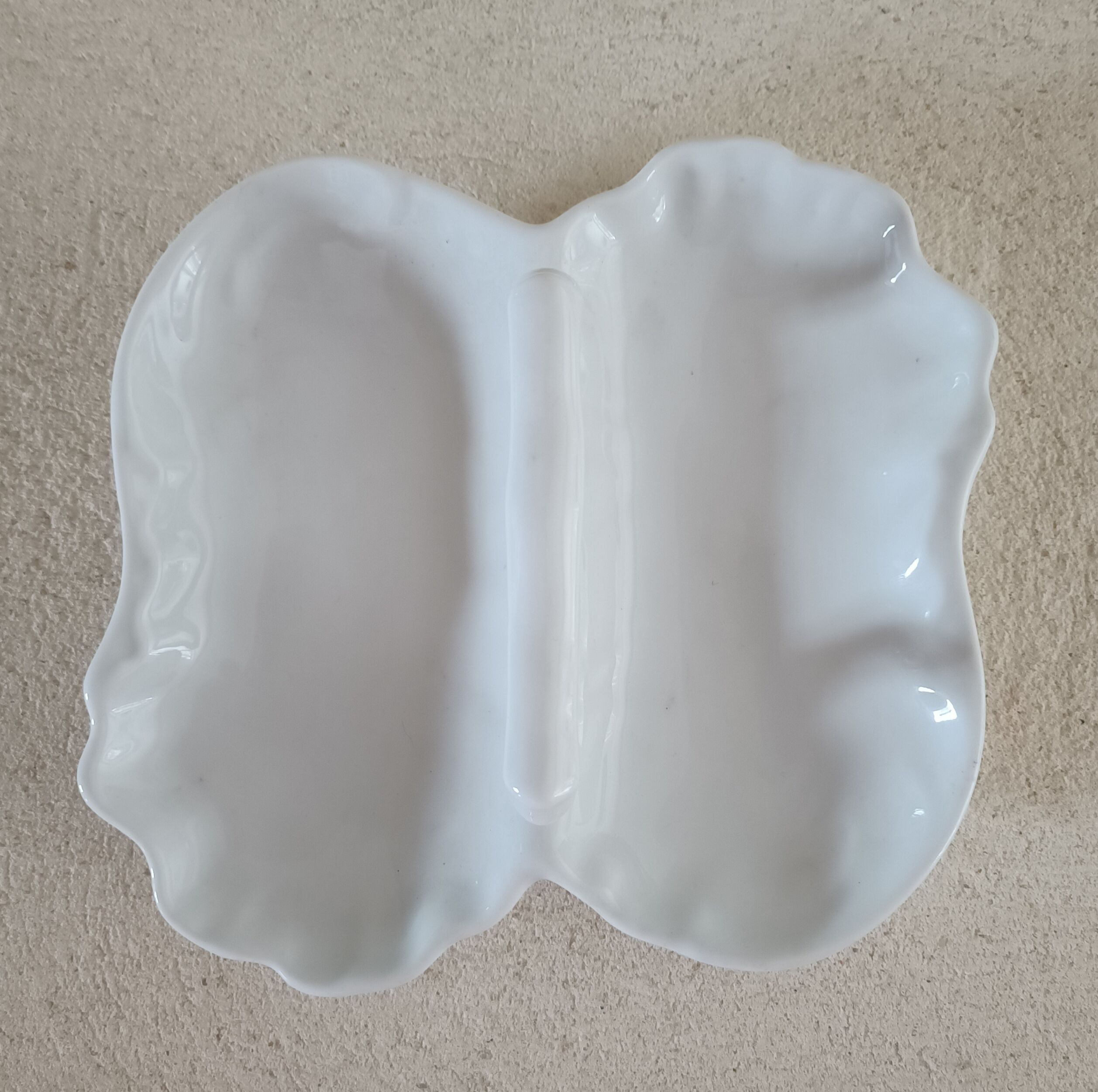 Double porcelain servant dish