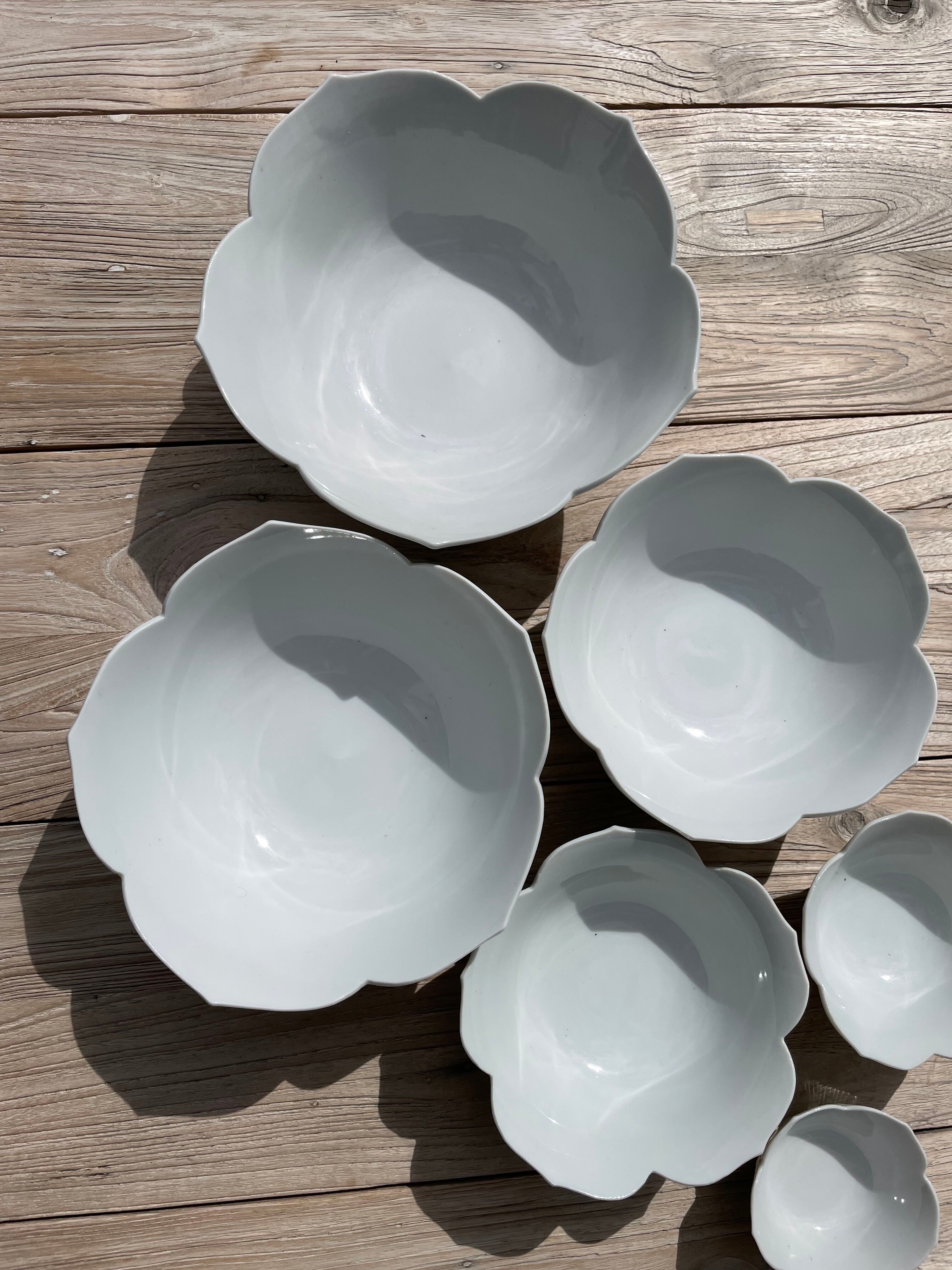 Set of 6 flower bowls