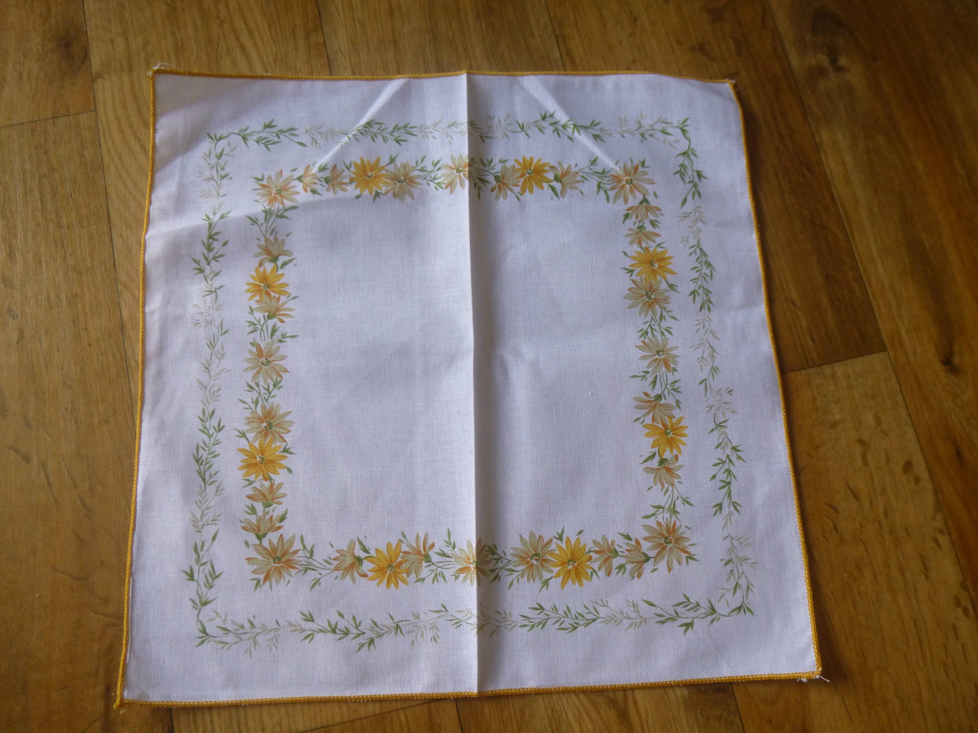 Tablecloth and napkins