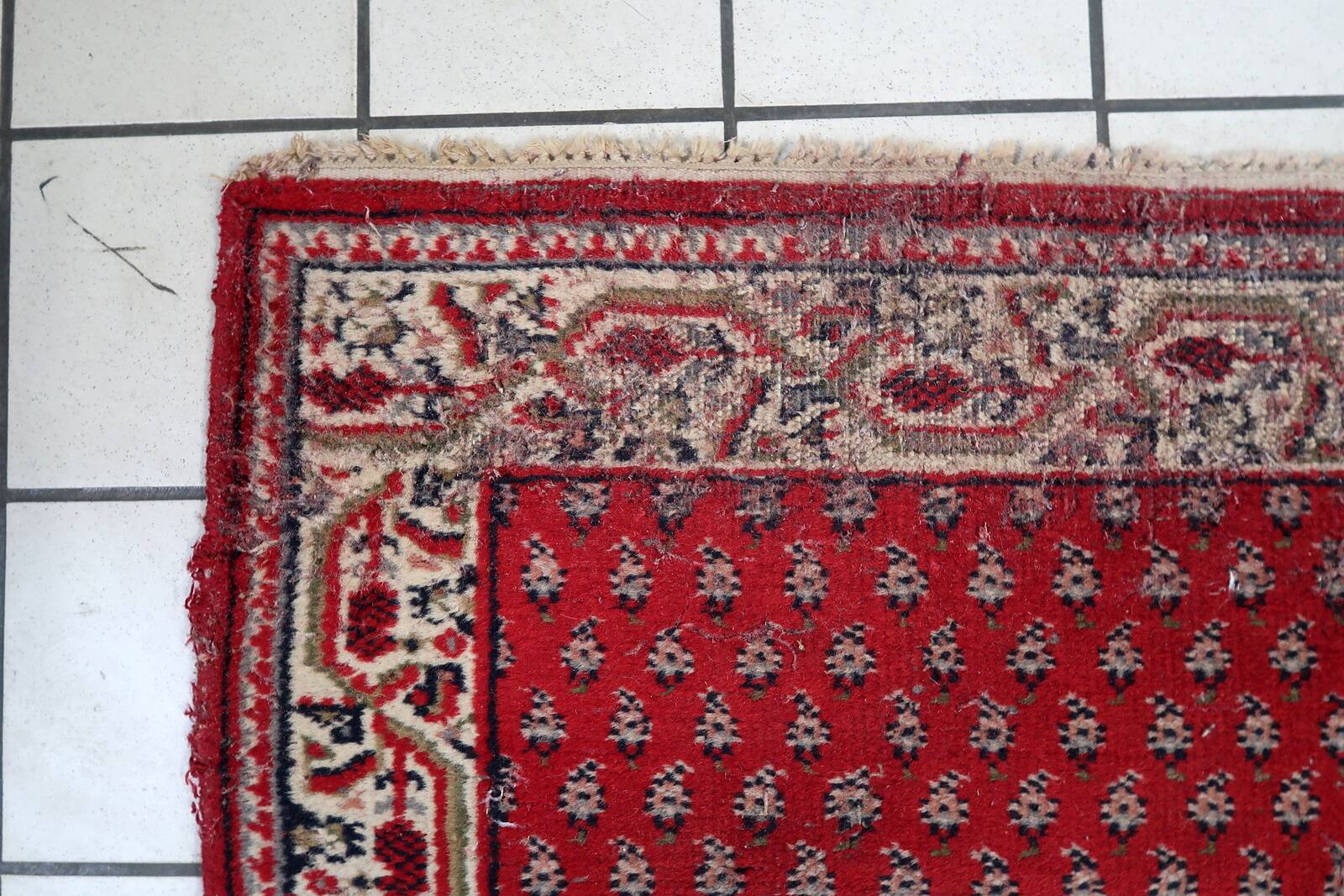 Tapis Seraband indien vintage en laine fait main – 74 x 143 cm - 1C1036