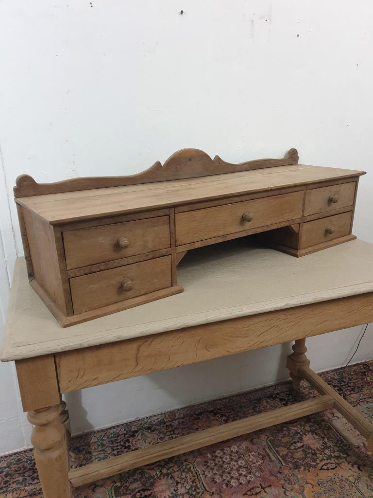 Trade furniture - Office furniture