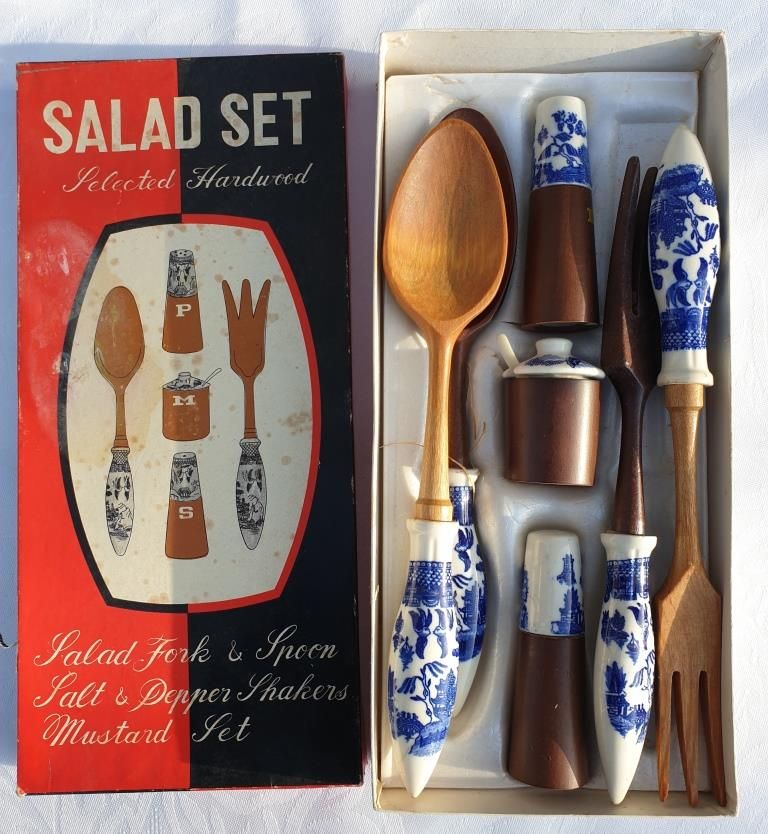 Salad set vintage 1970 wood and porcelain Japanese scenes