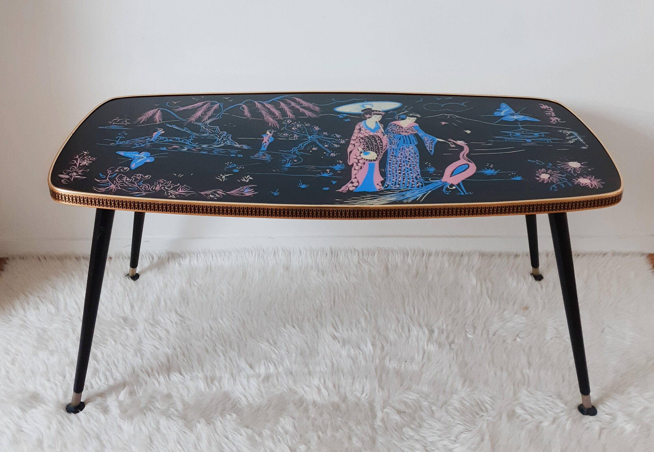 Table basse en bois, vintage , années 50 , pieds compas