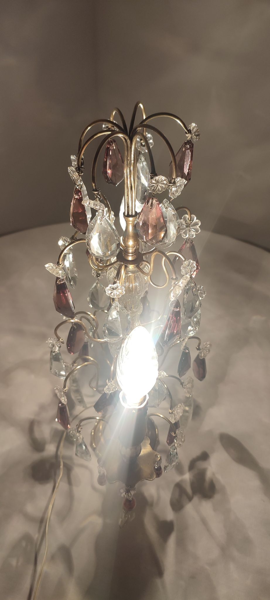 Lampe de table en bronze et cristal, France
