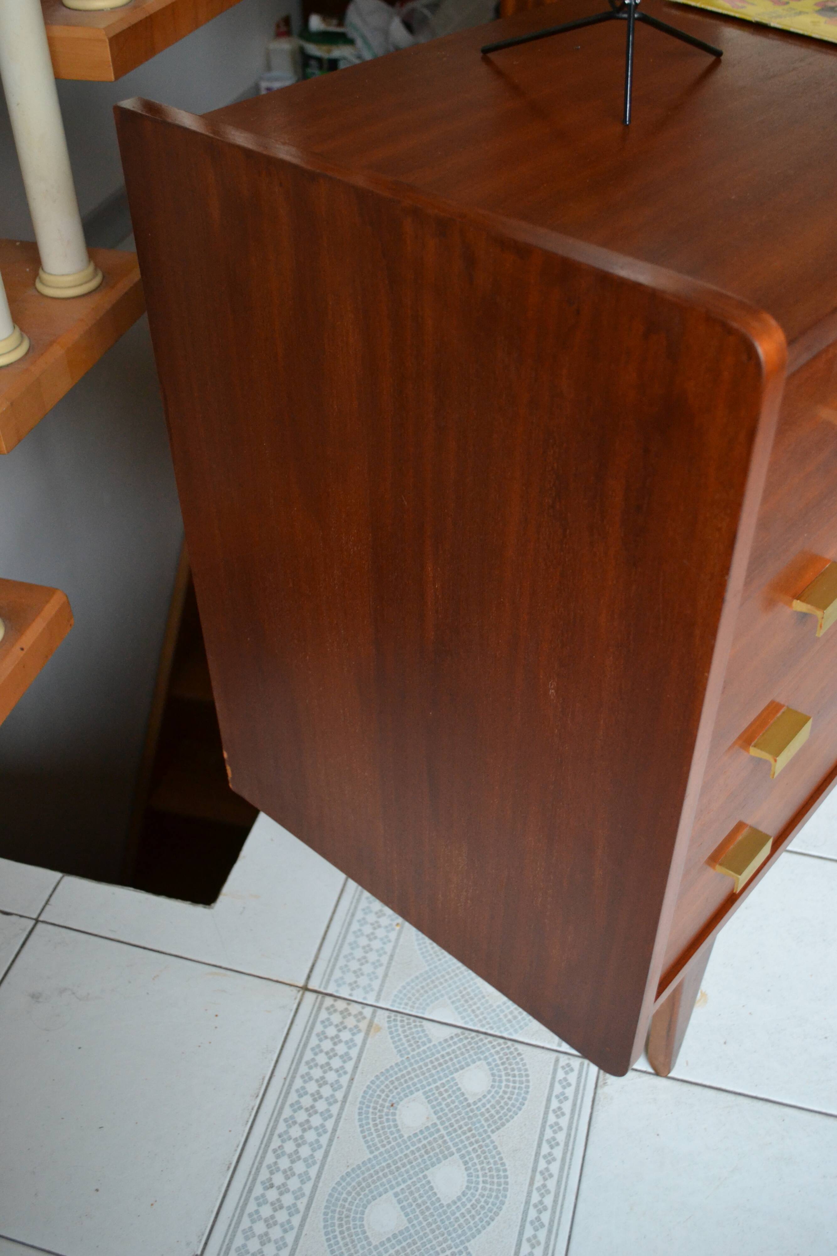 Commode années 60 façade inclinée