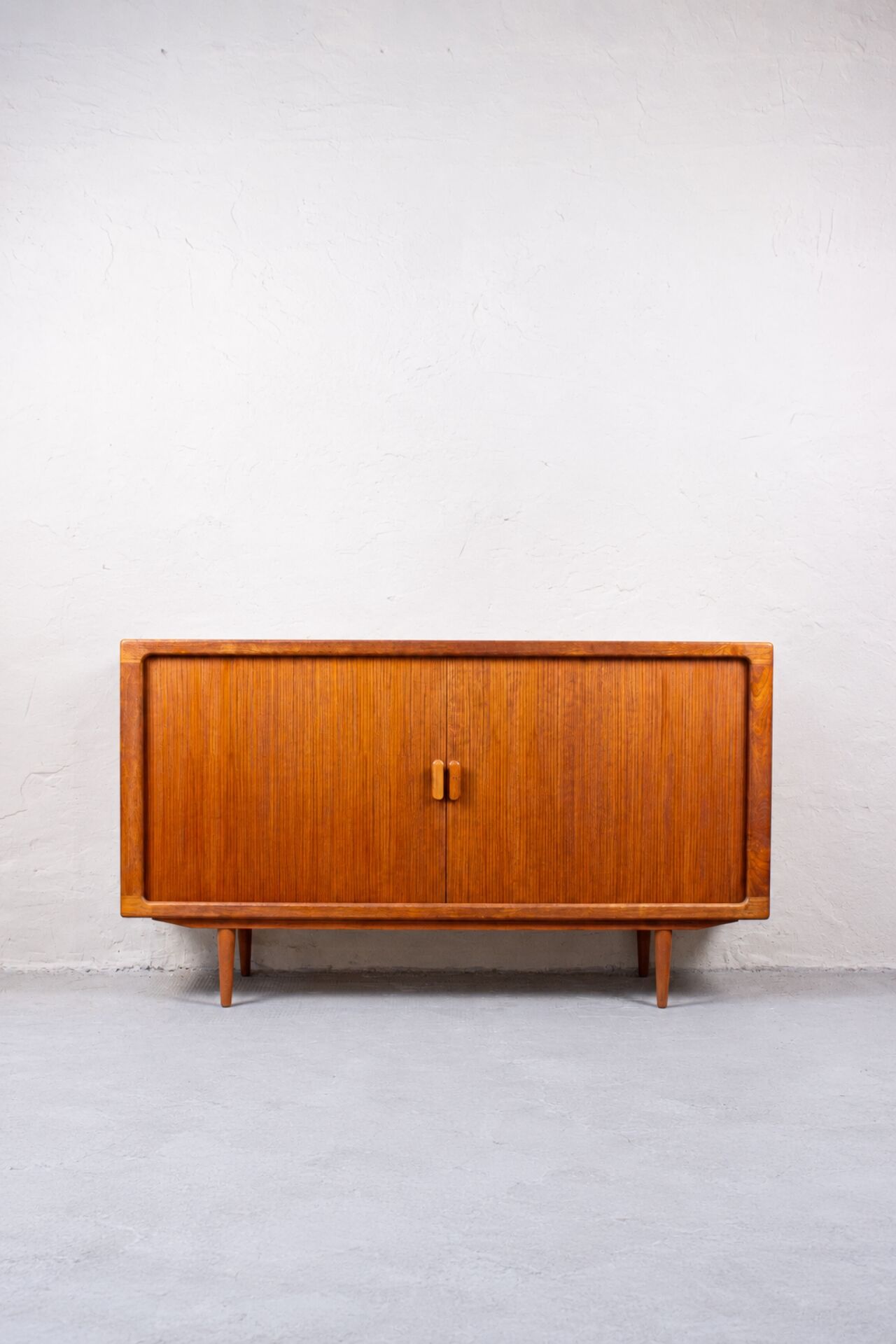 Buffet en teck vintage avec tiroirs, danois Silkeborg, milieu du siècle.