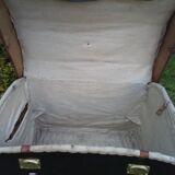 Malle de calèche cuir osier laiton lin