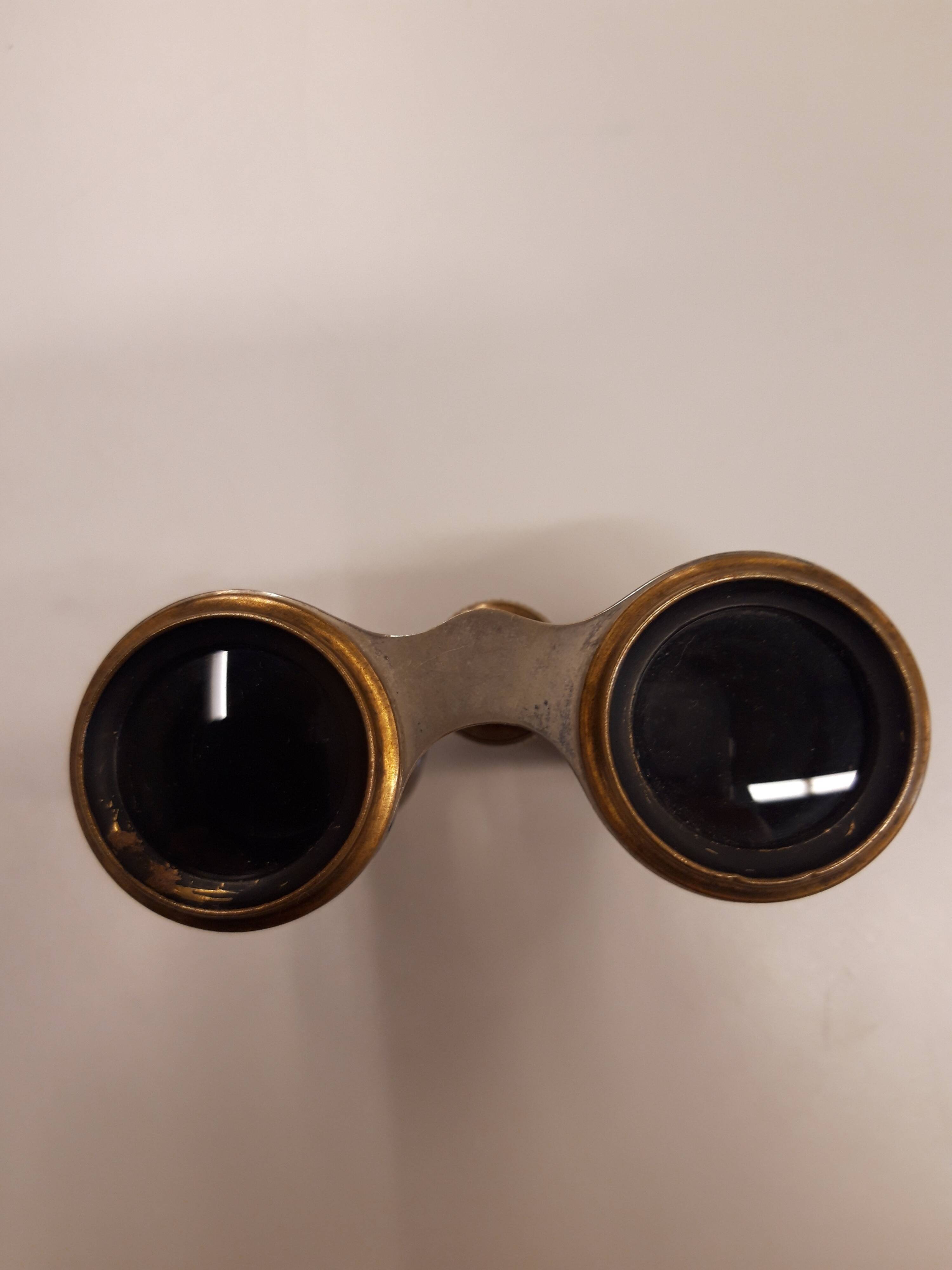 Jumelles de théâtre métal argenté laiton, Chevalier Paris XIXème