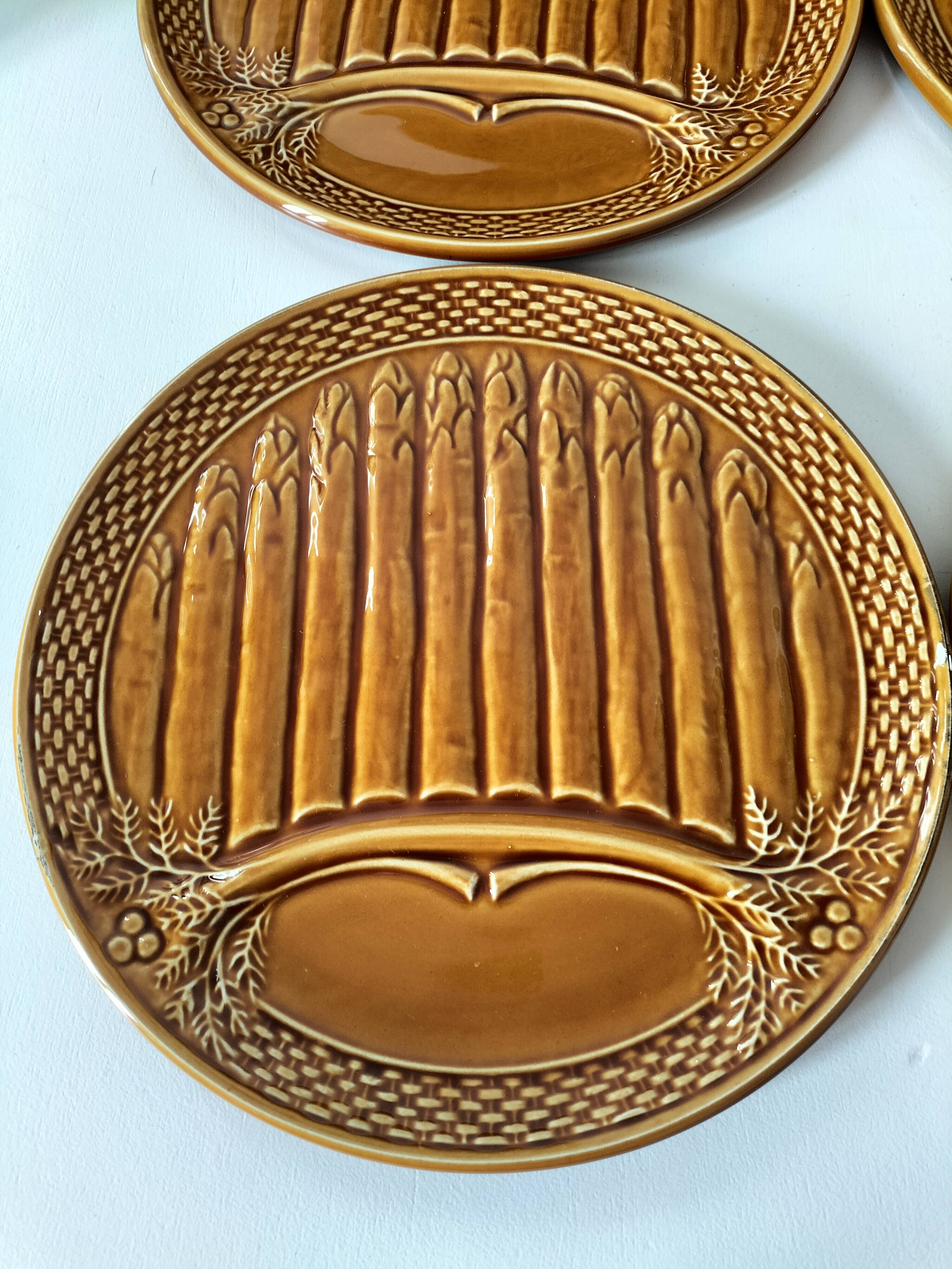 Set of 6 asparagus barbotine plates