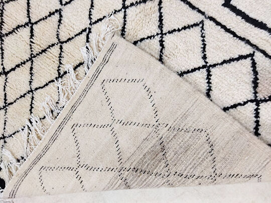 Moroccan carpet 257x153cm