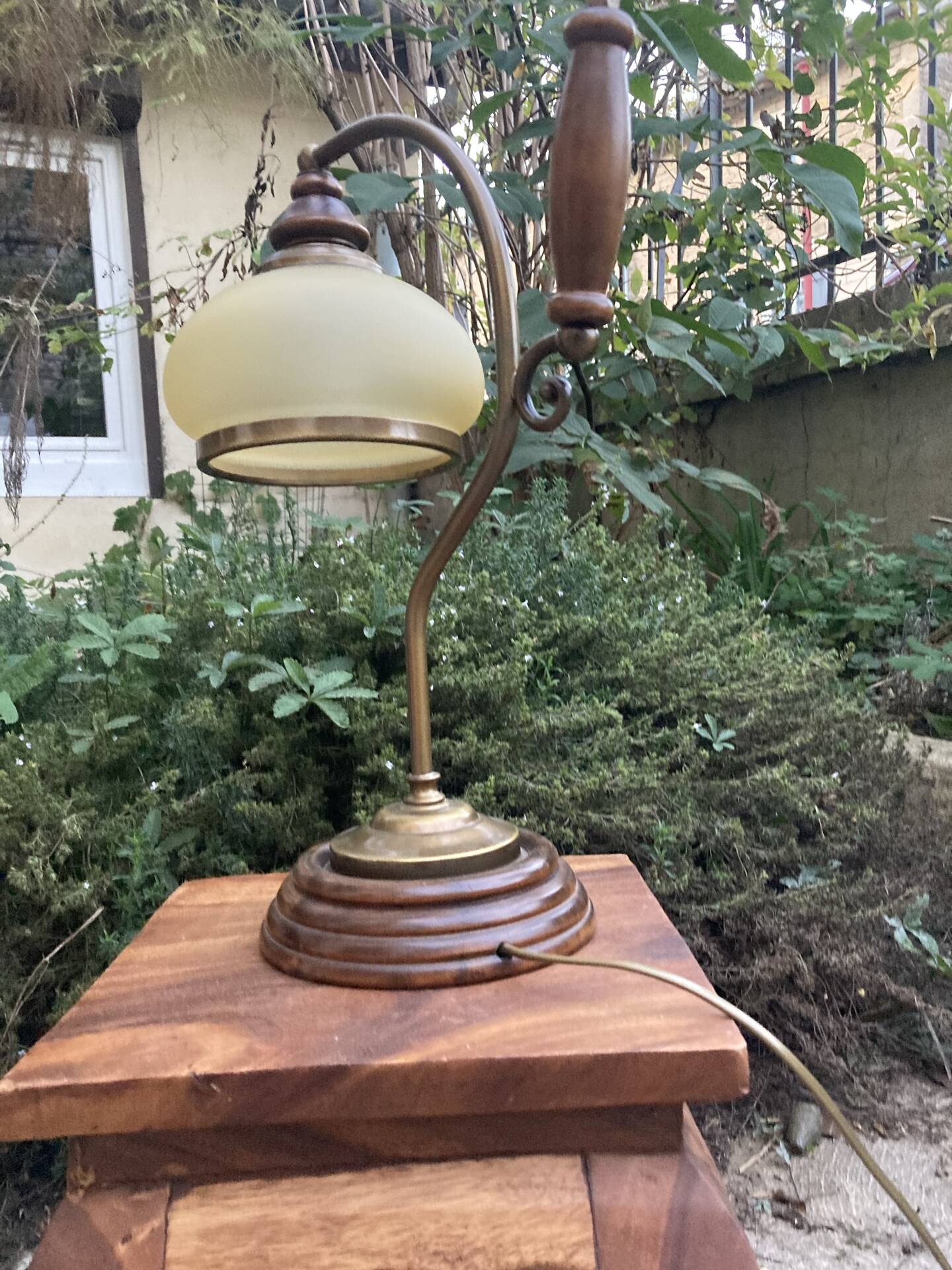 Lampe de poser type Louisiane J-P Ryckaert